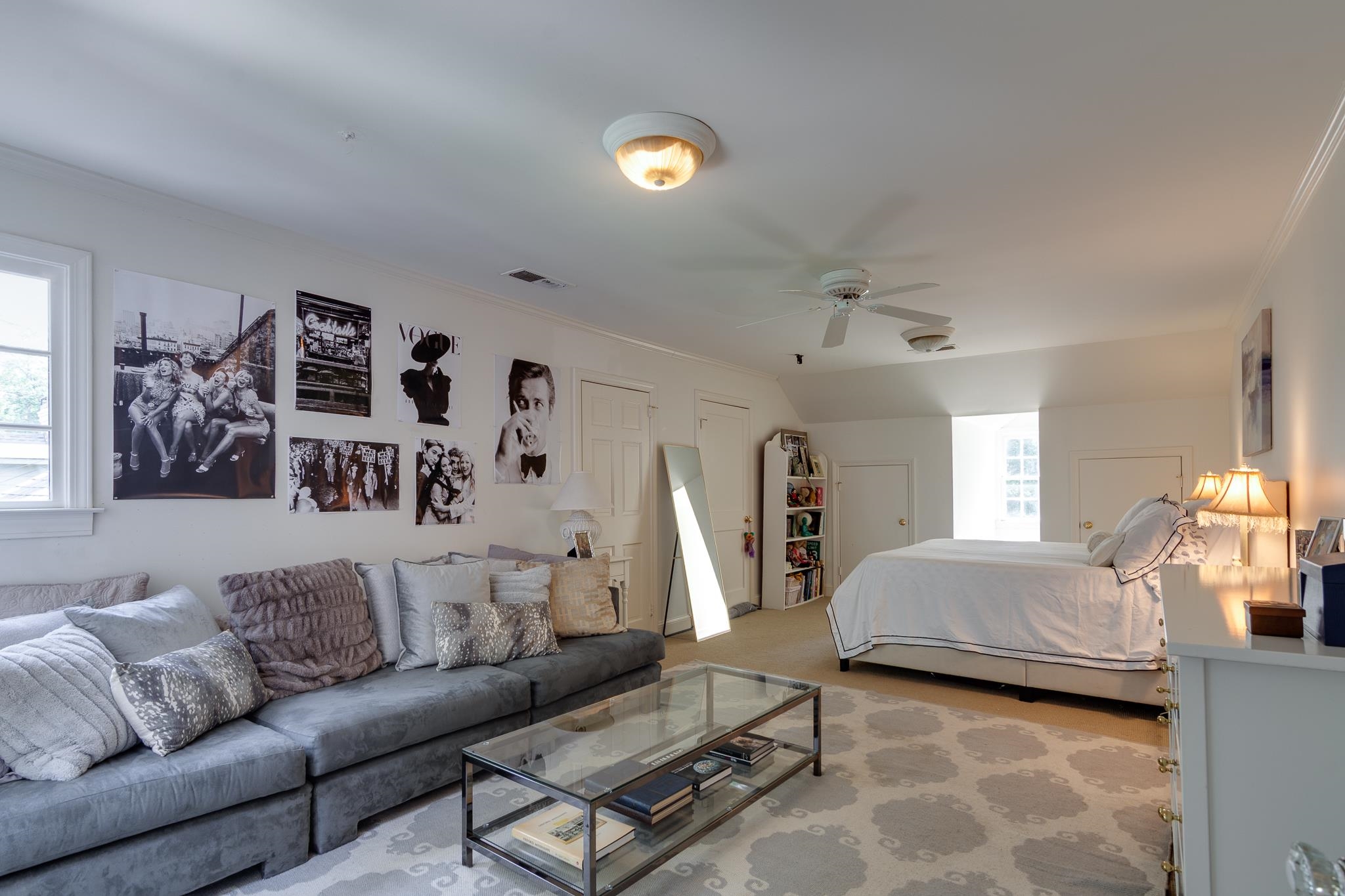 353 WILLIAMSBURG LN