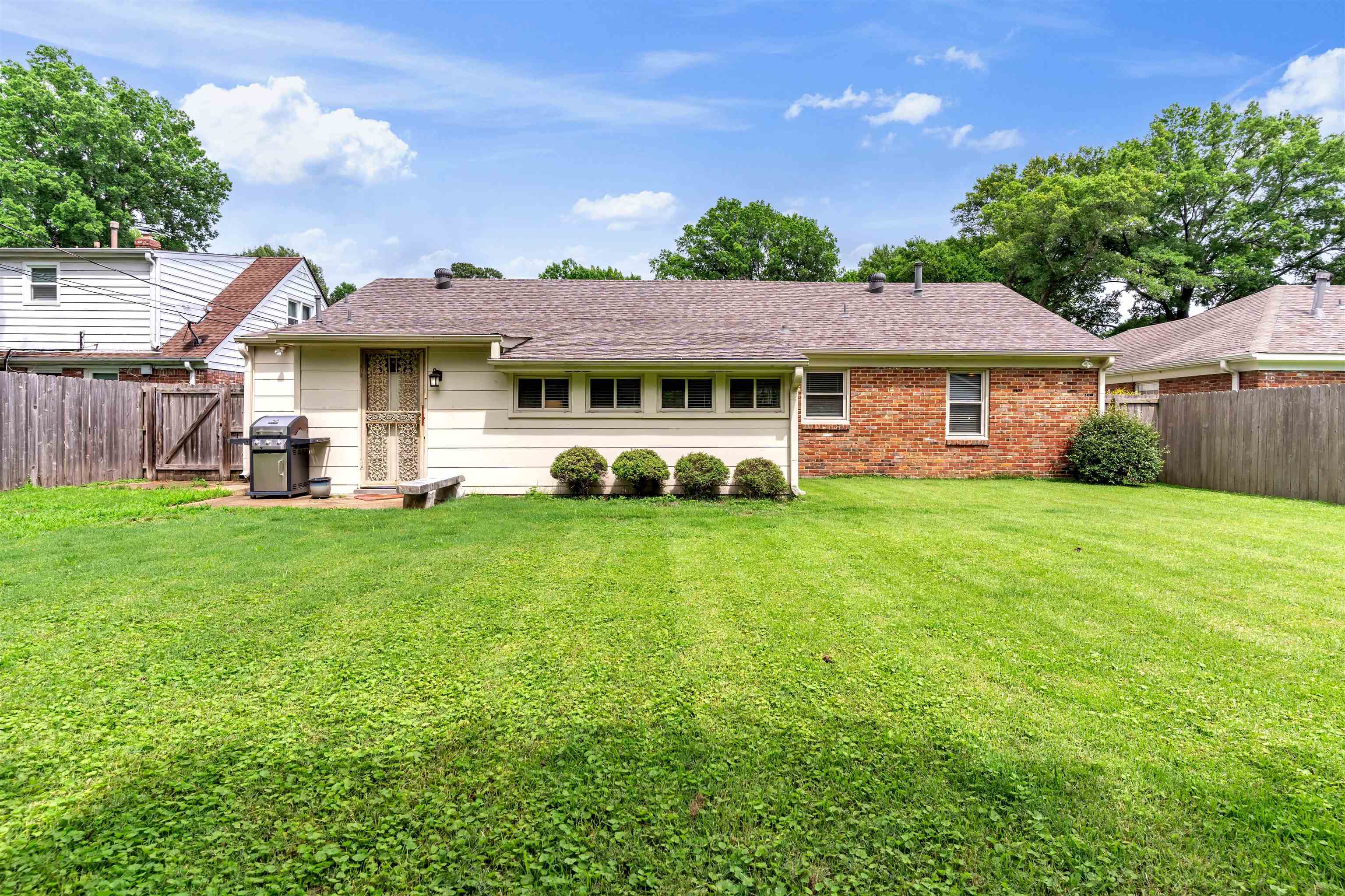 1535 WHITEWATER RD