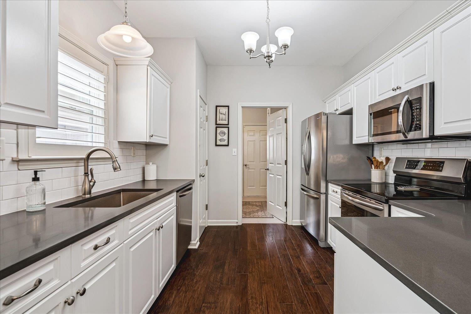 1209 MISTY ISLE DR