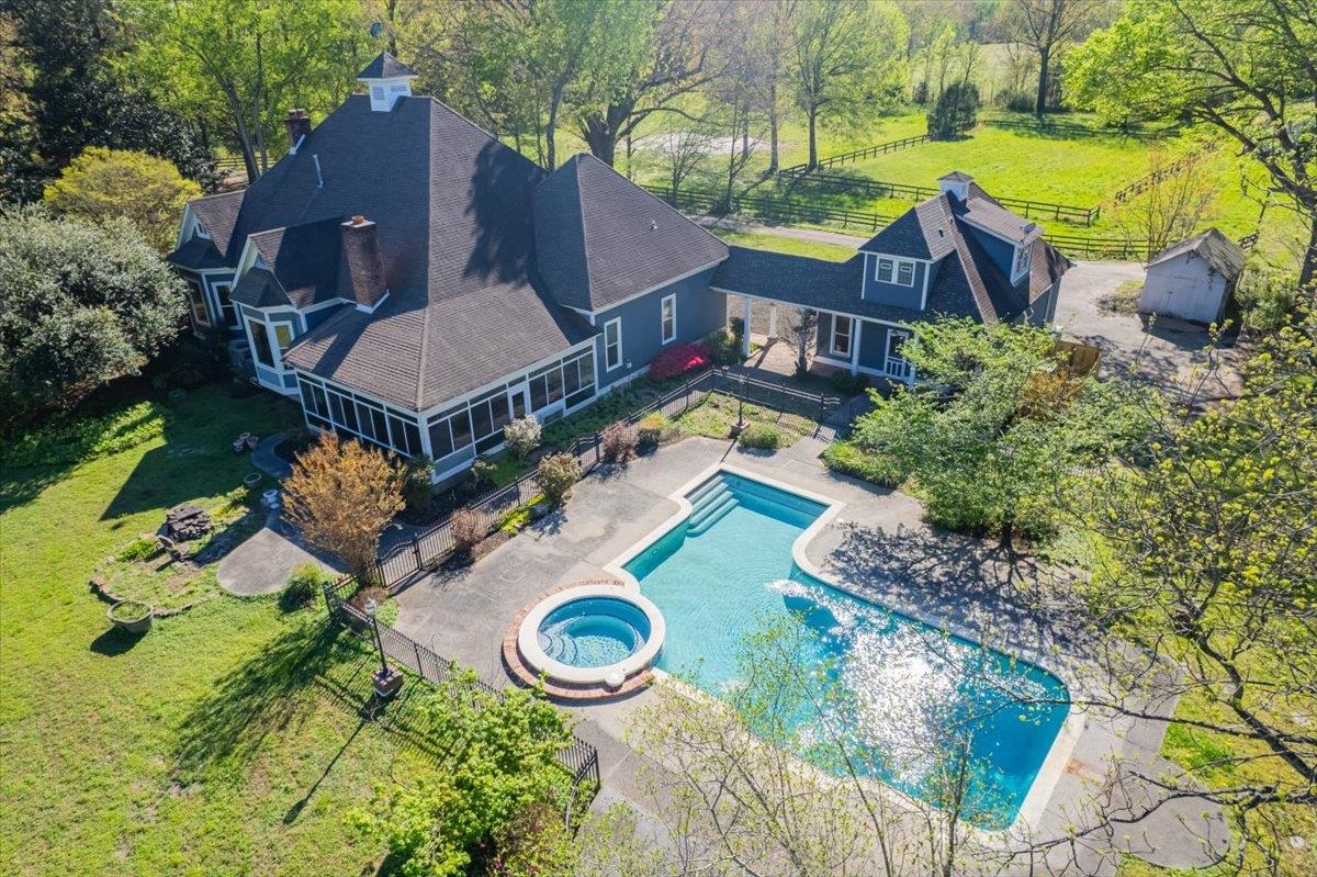230 LEVY DR