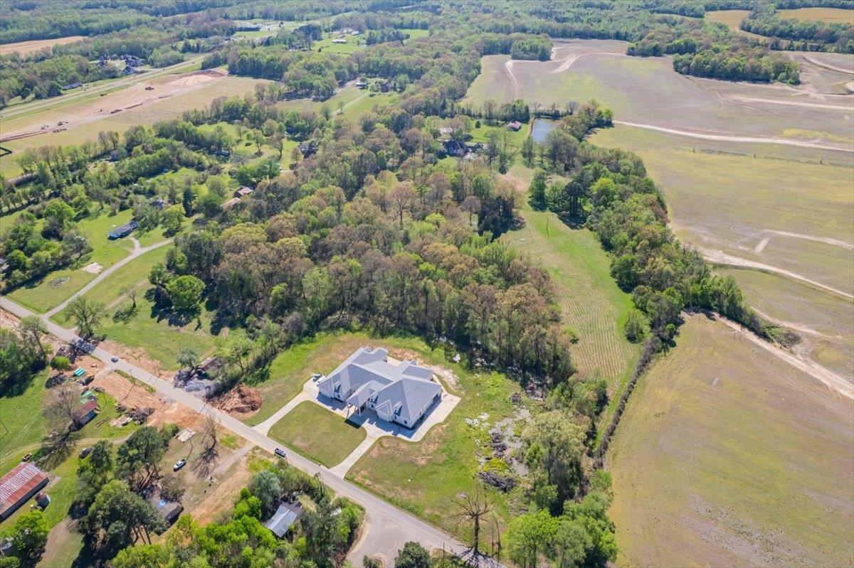 230 LEVY DR