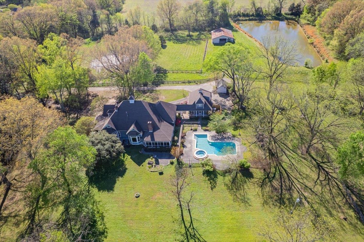 230 LEVY DR