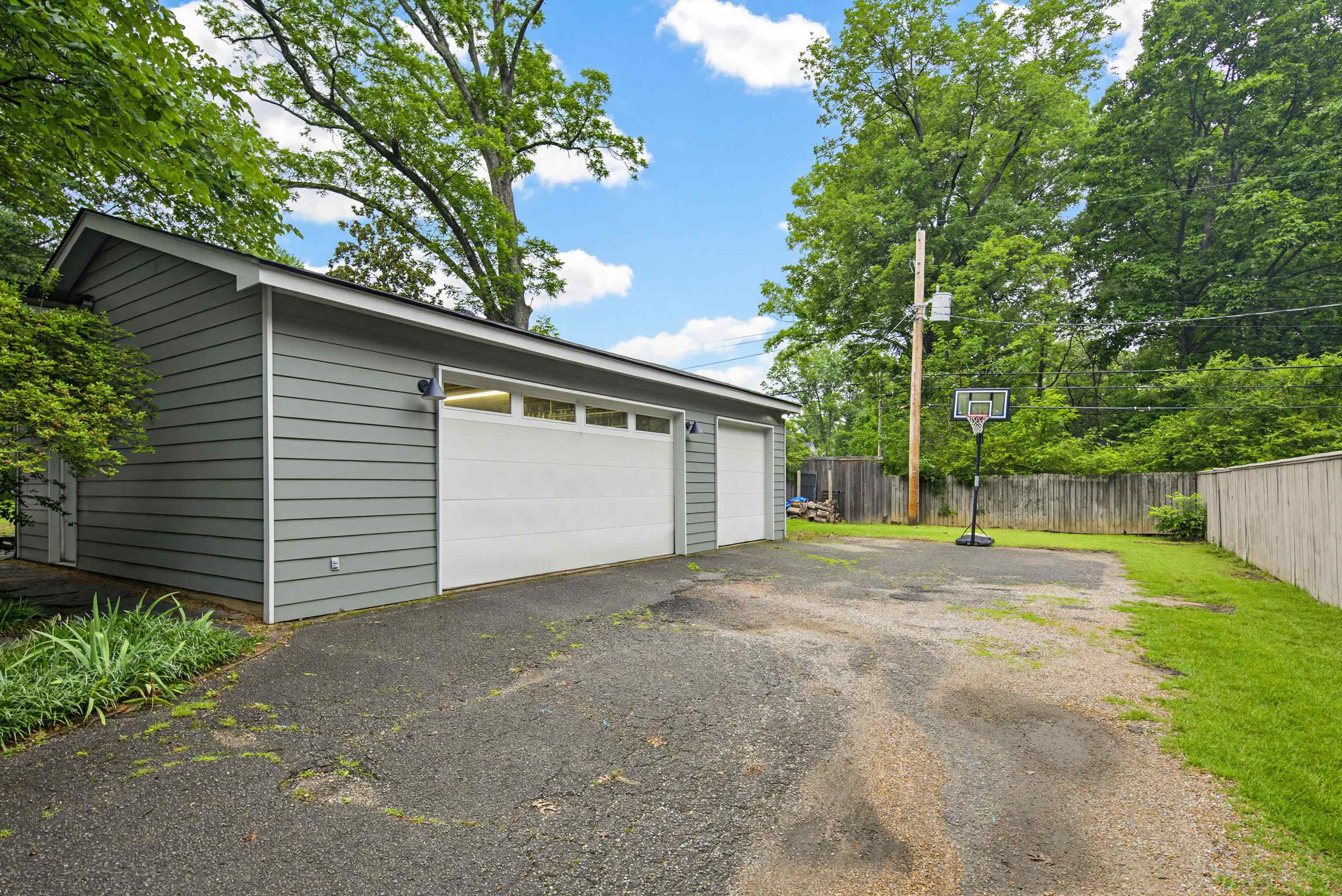 4944 COLE RD