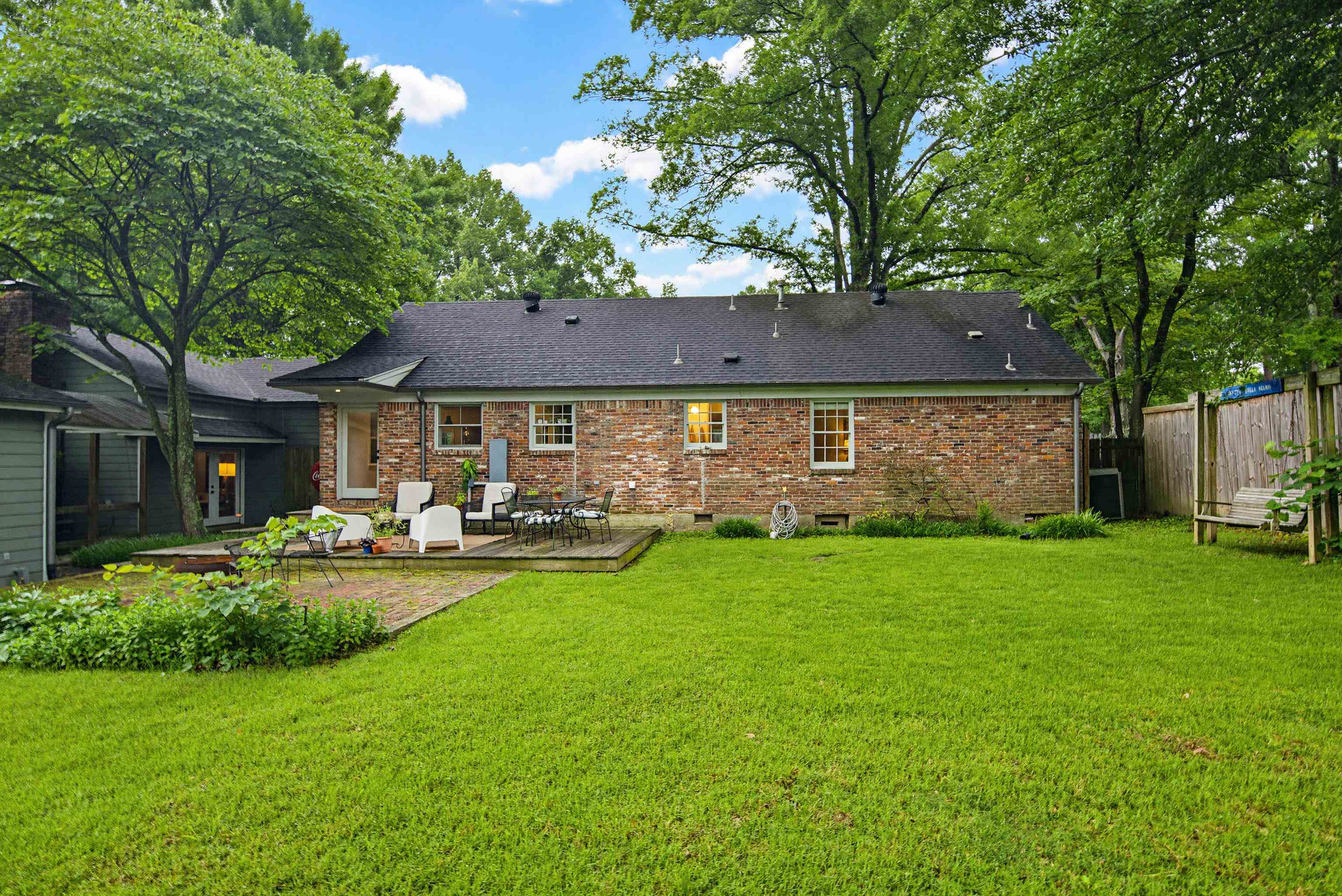 4944 COLE RD