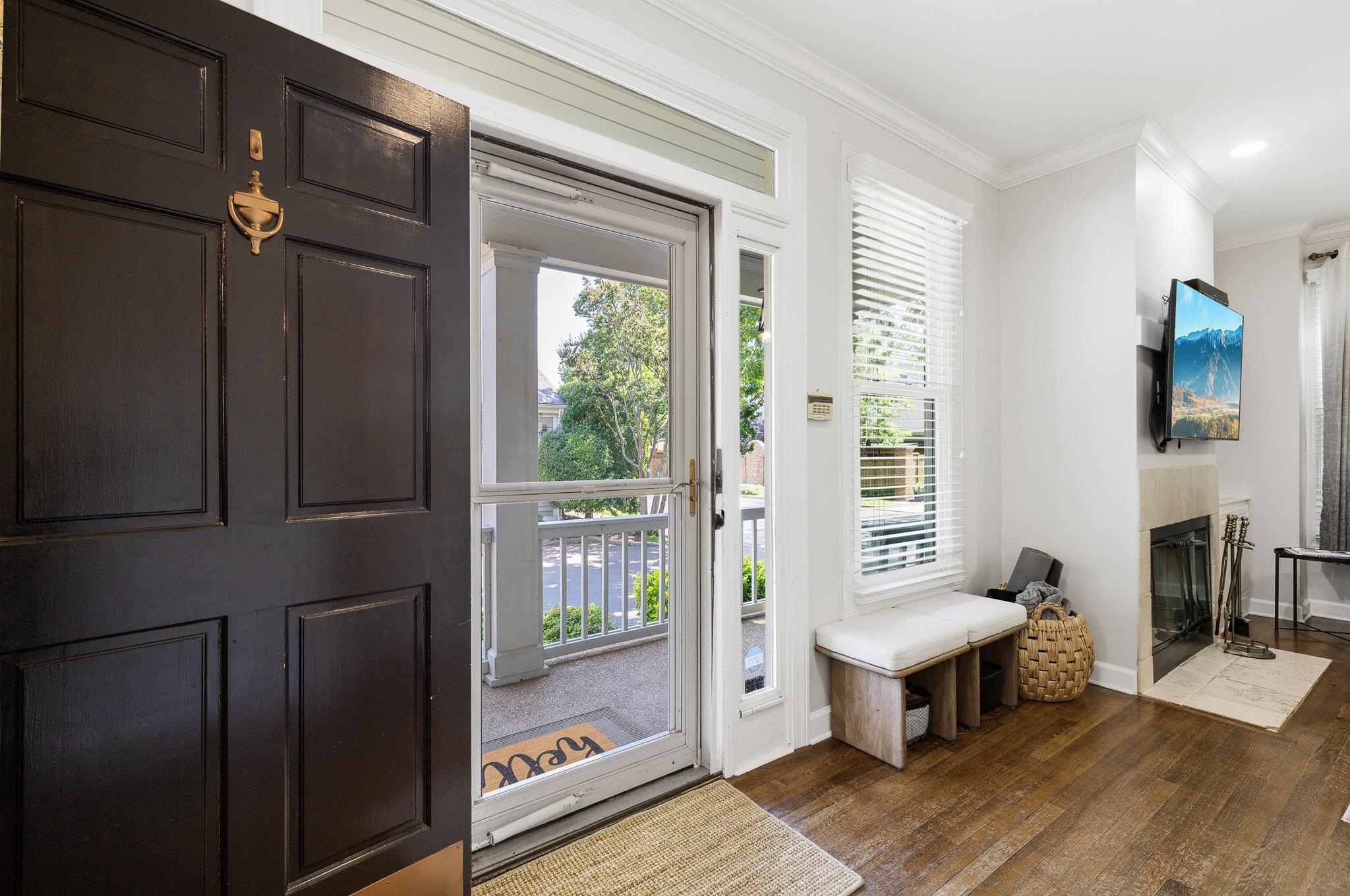 589 MADEWOOD DR