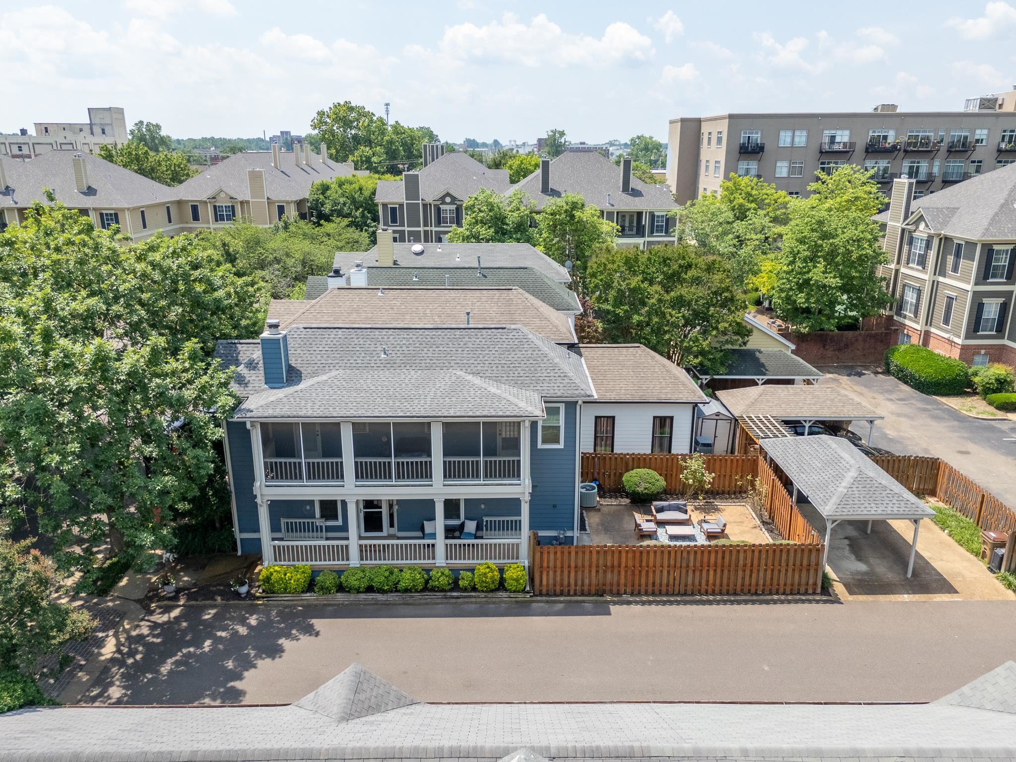 589 MADEWOOD DR
