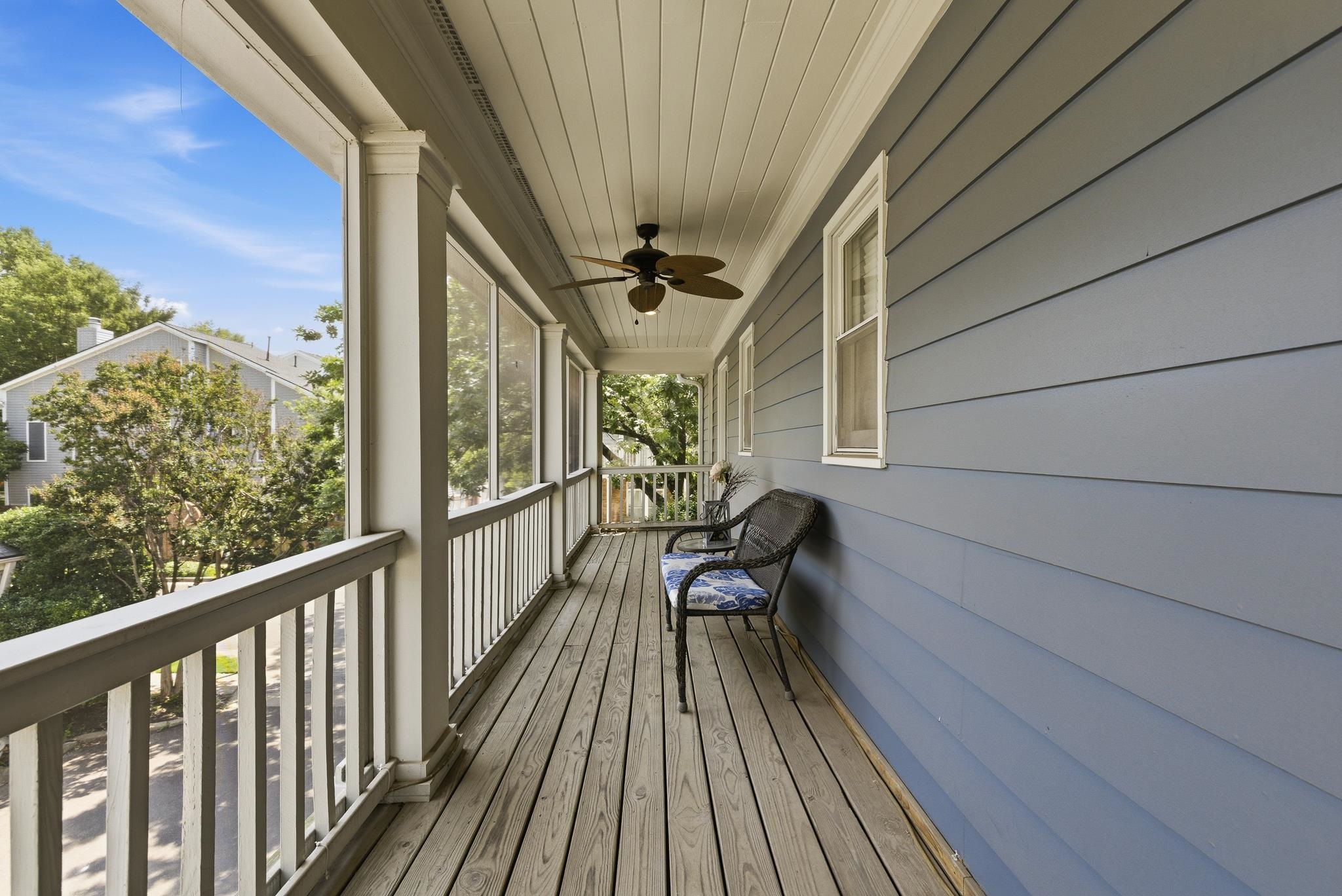 589 MADEWOOD DR