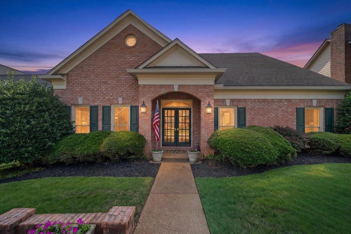 2490 EAGLERIDGE LN