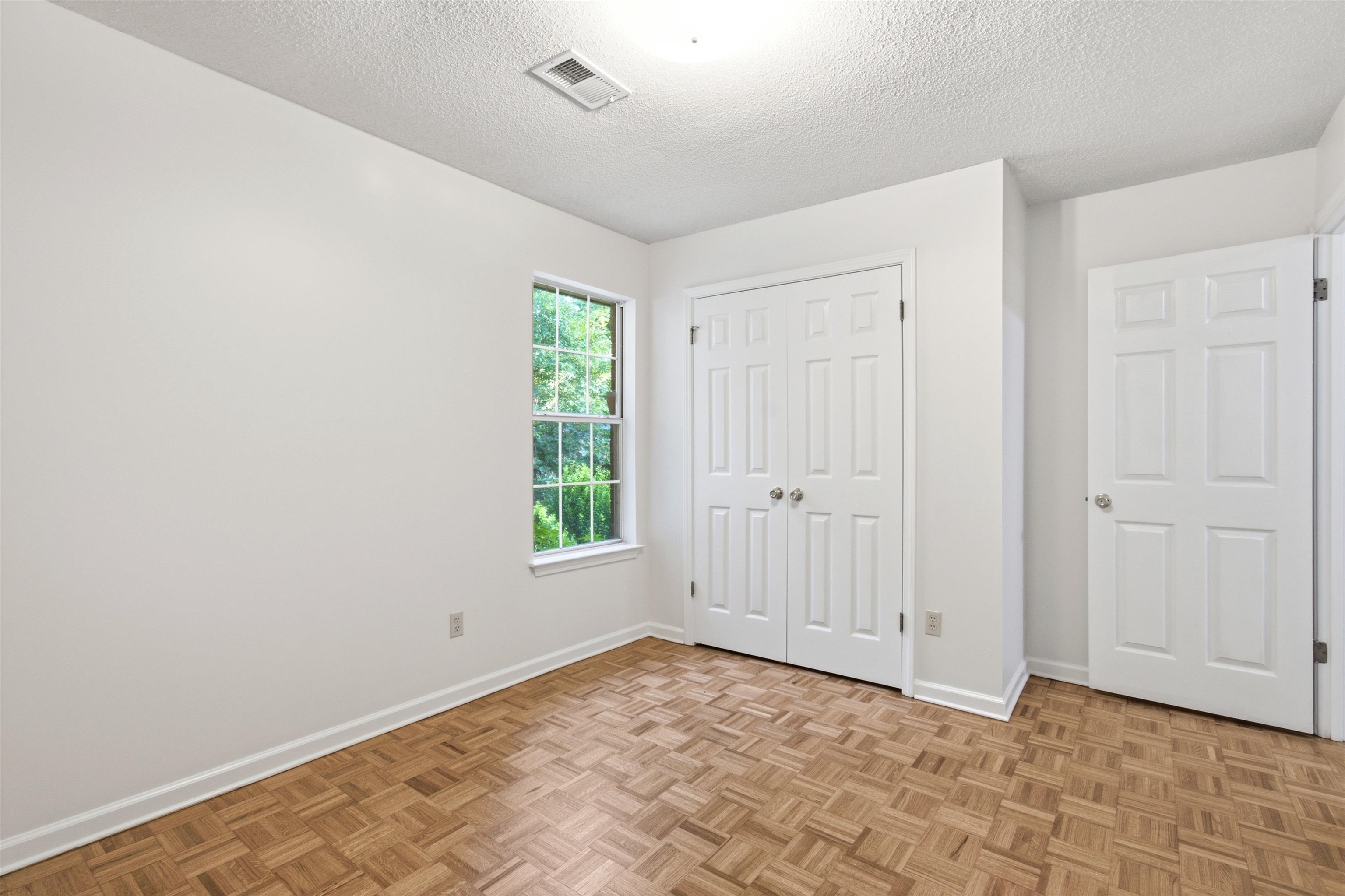 817 PECAN GARDENS CIR