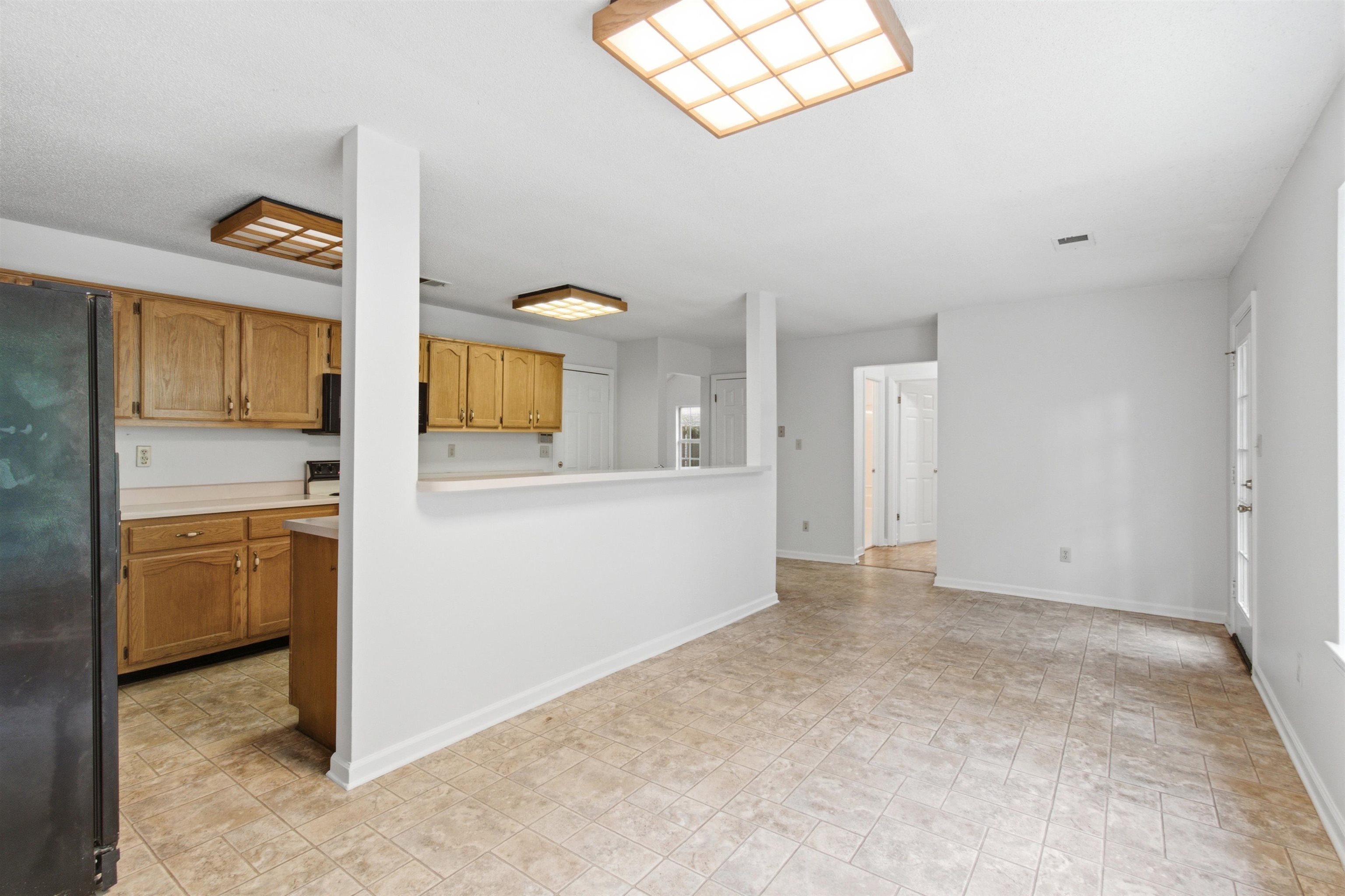 817 PECAN GARDENS CIR