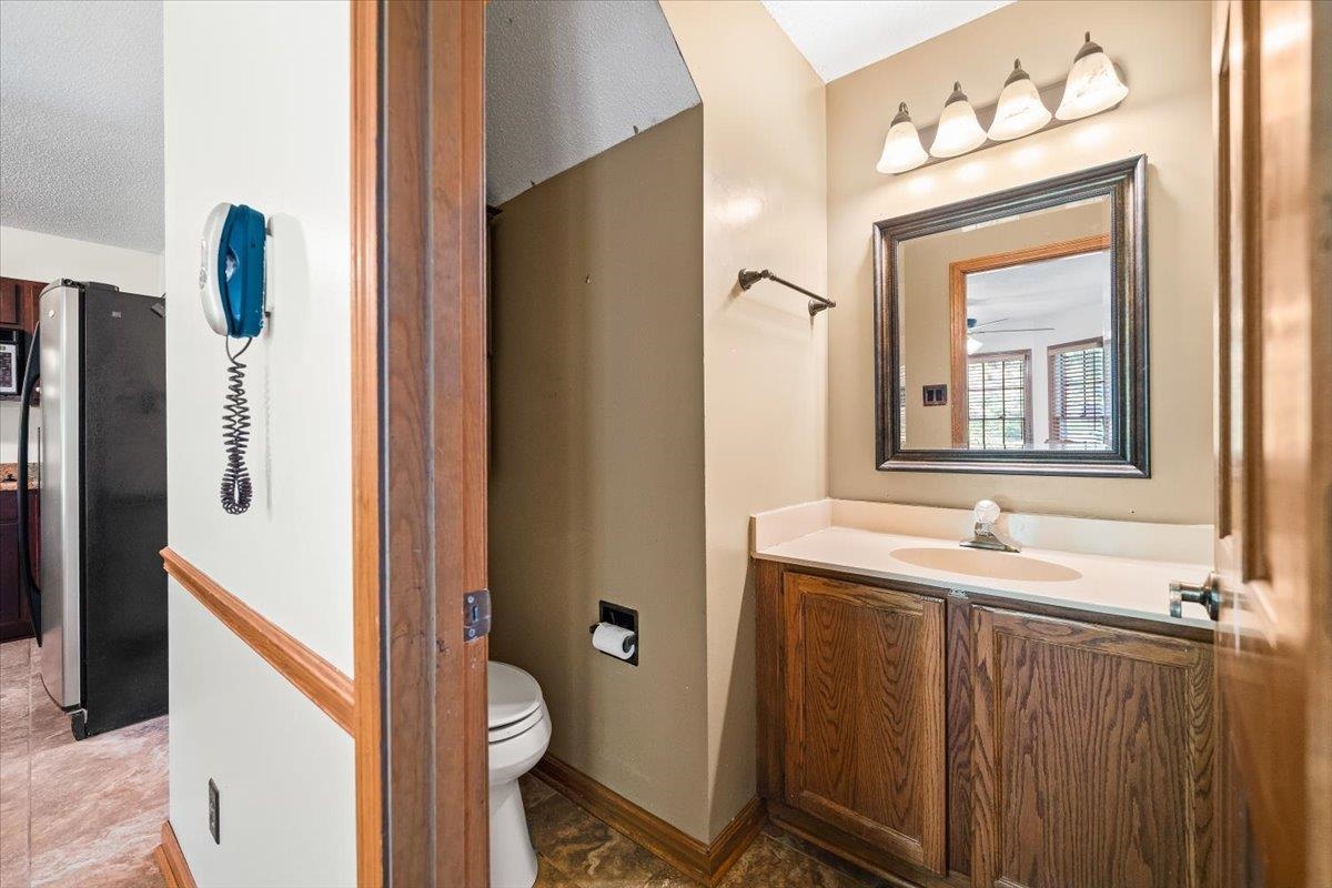 8861 BRIARWOOD CV