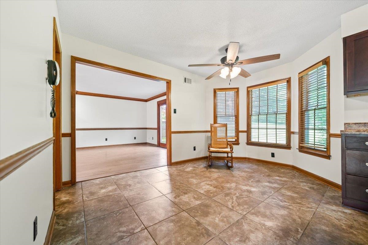 8861 BRIARWOOD CV