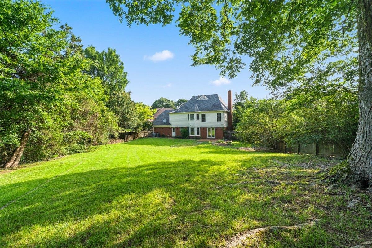 8861 BRIARWOOD CV