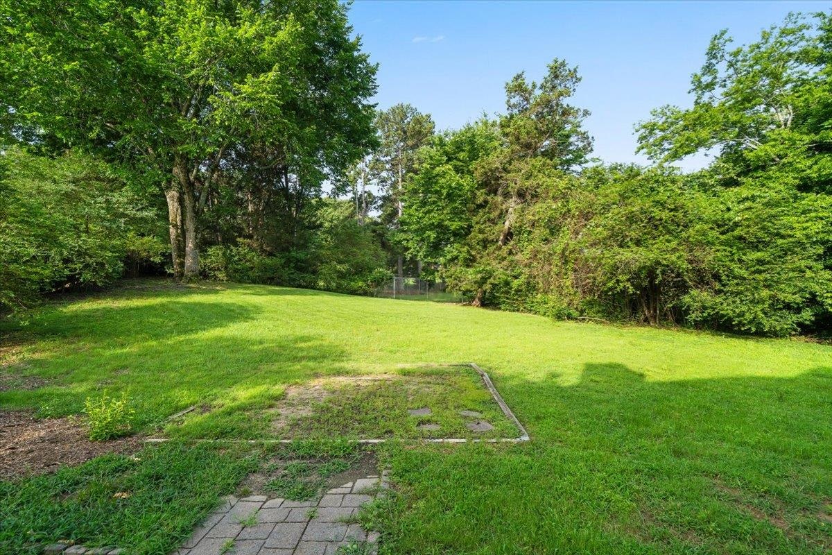 8861 BRIARWOOD CV