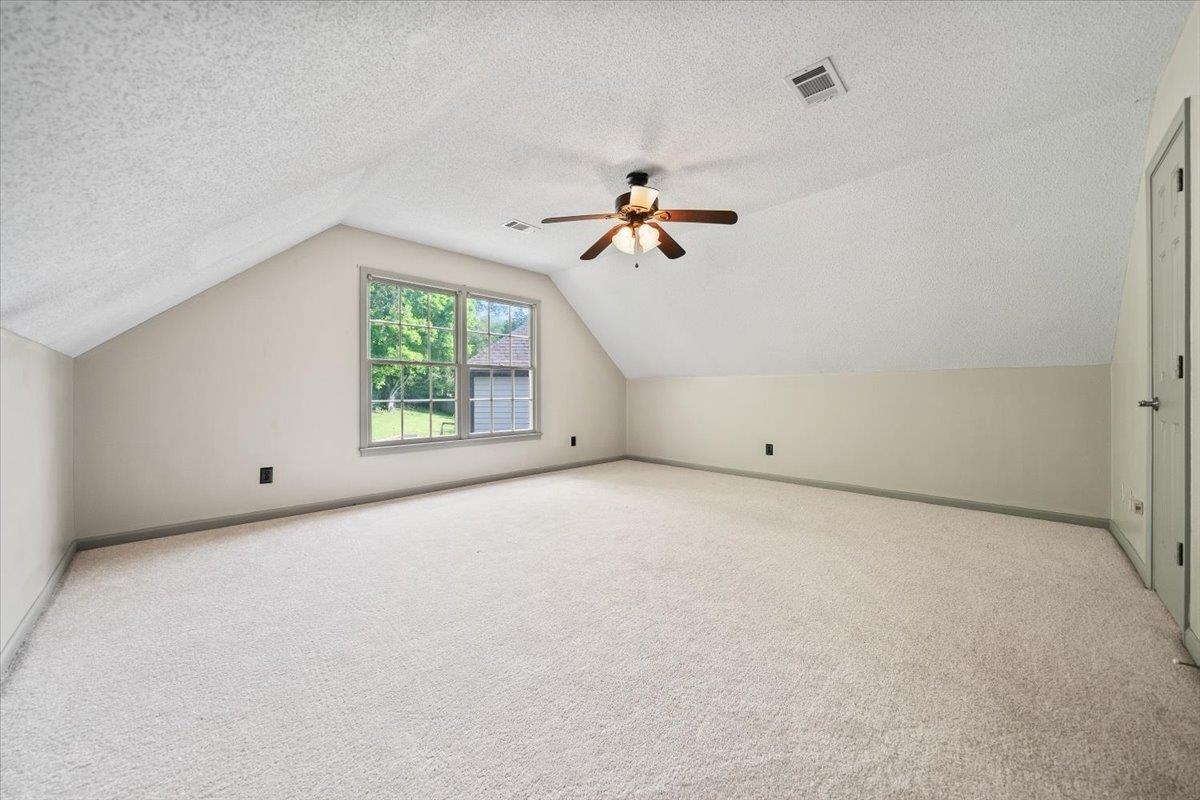 8861 BRIARWOOD CV