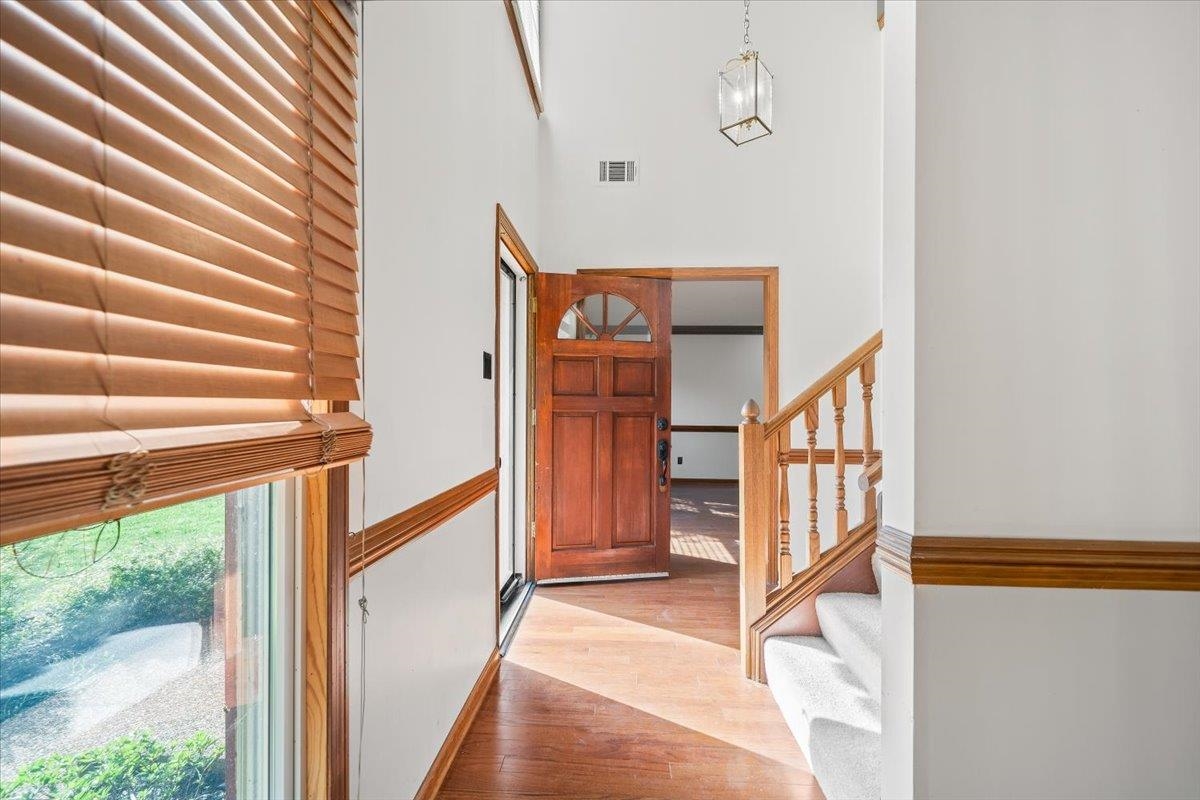 8861 BRIARWOOD CV
