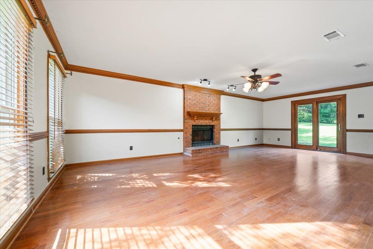 8861 BRIARWOOD CV