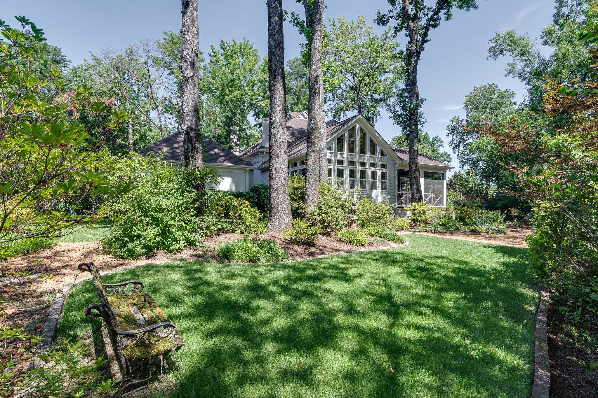 408 RIVER OAKS PL