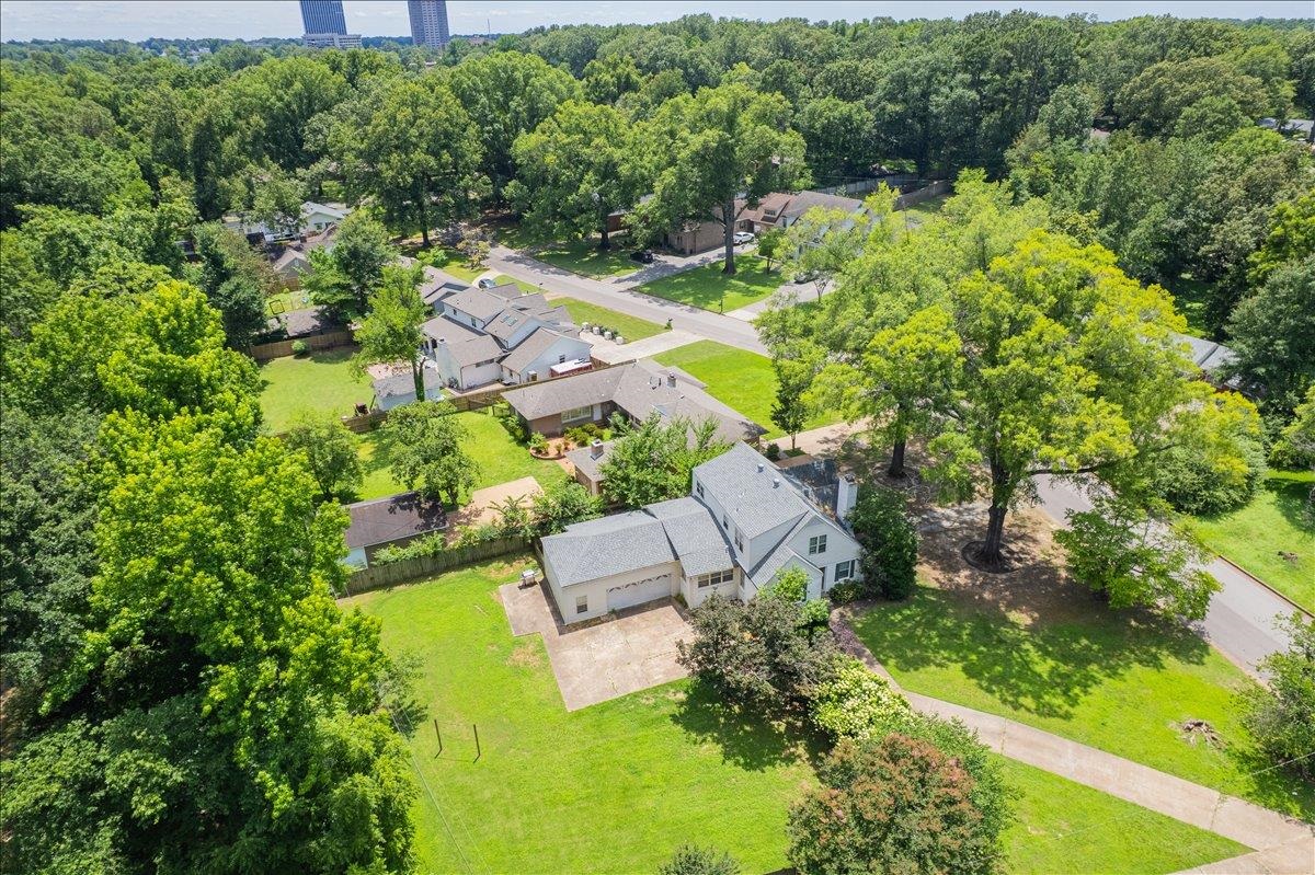 252 BARRY RD