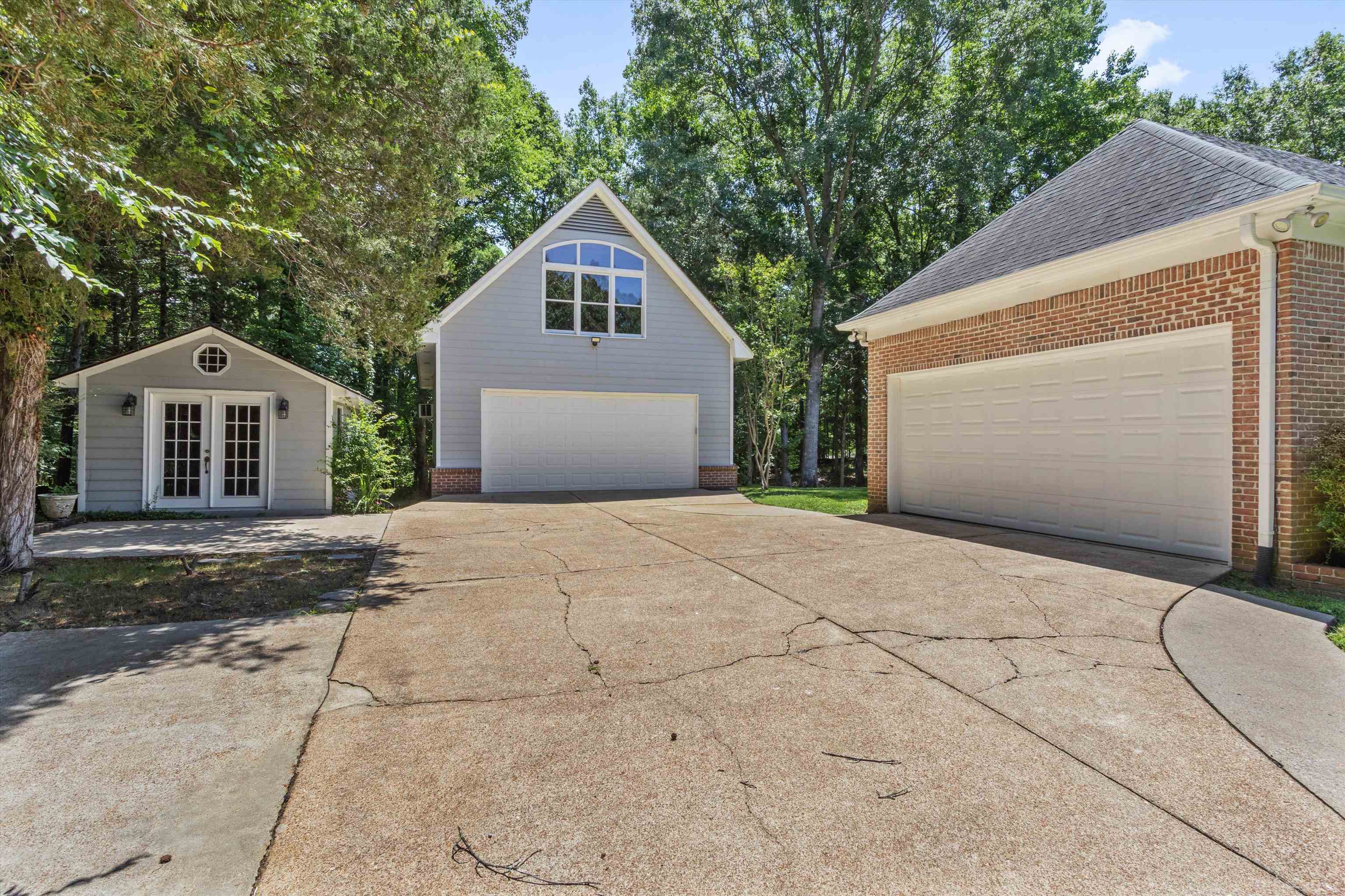 2236 CLARKE LANDING CV N