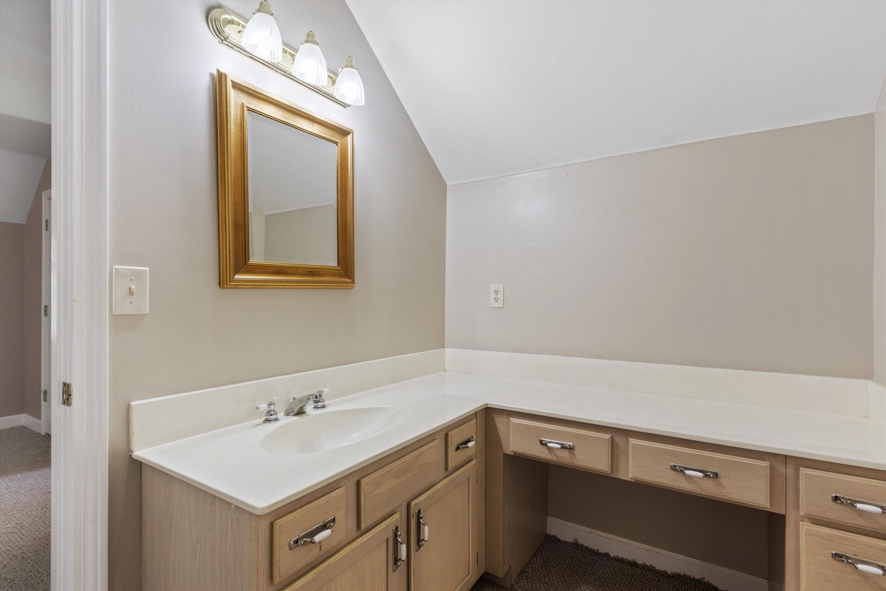 2236 CLARKE LANDING CV N