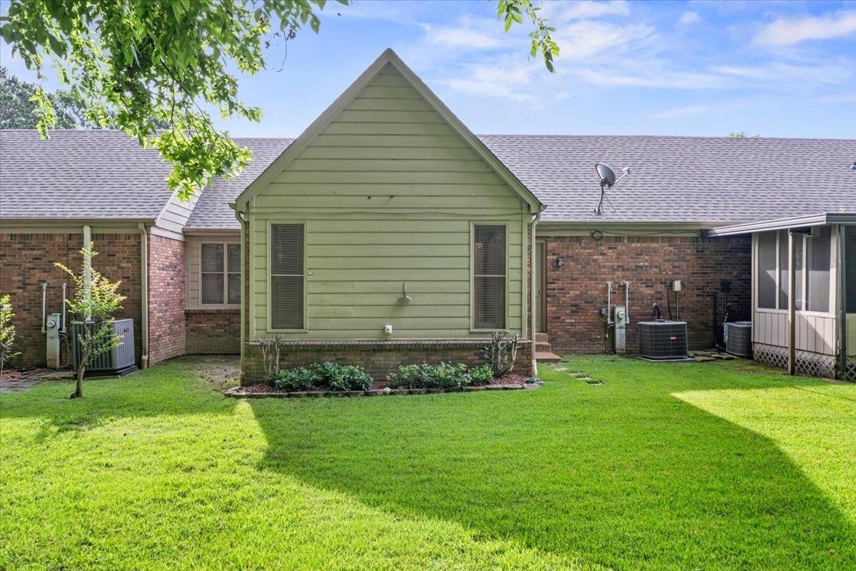1841 PARK TRAIL DR Unit: 1841