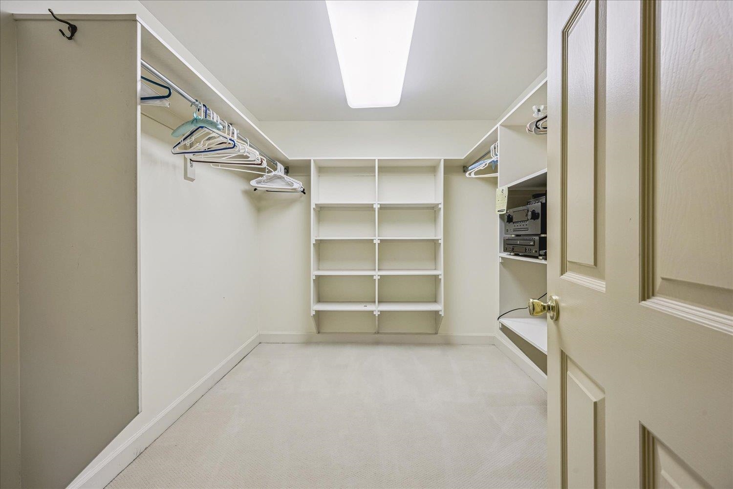 585 S GREER ST Unit: 302