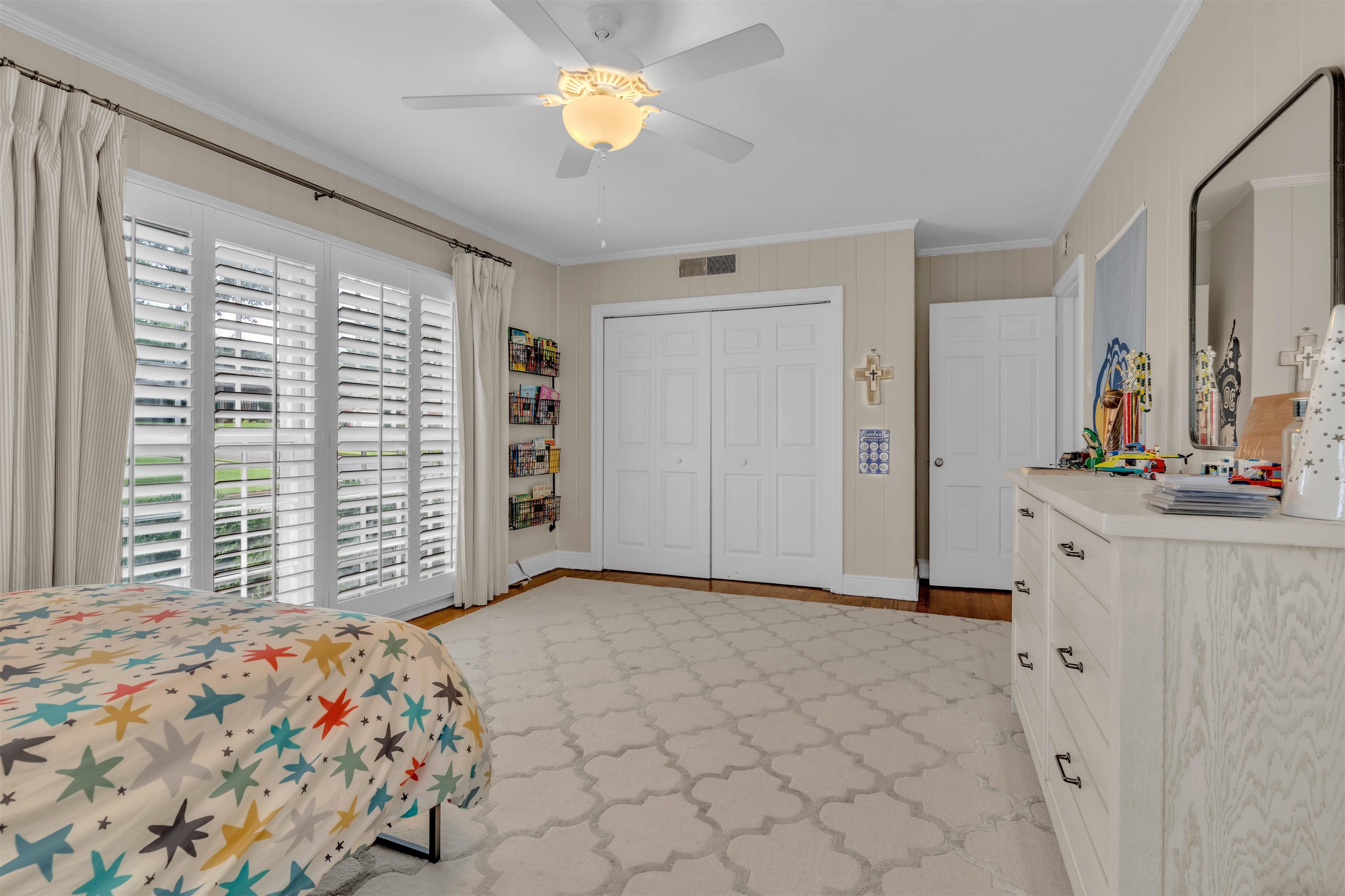 264 GARDENIA DR