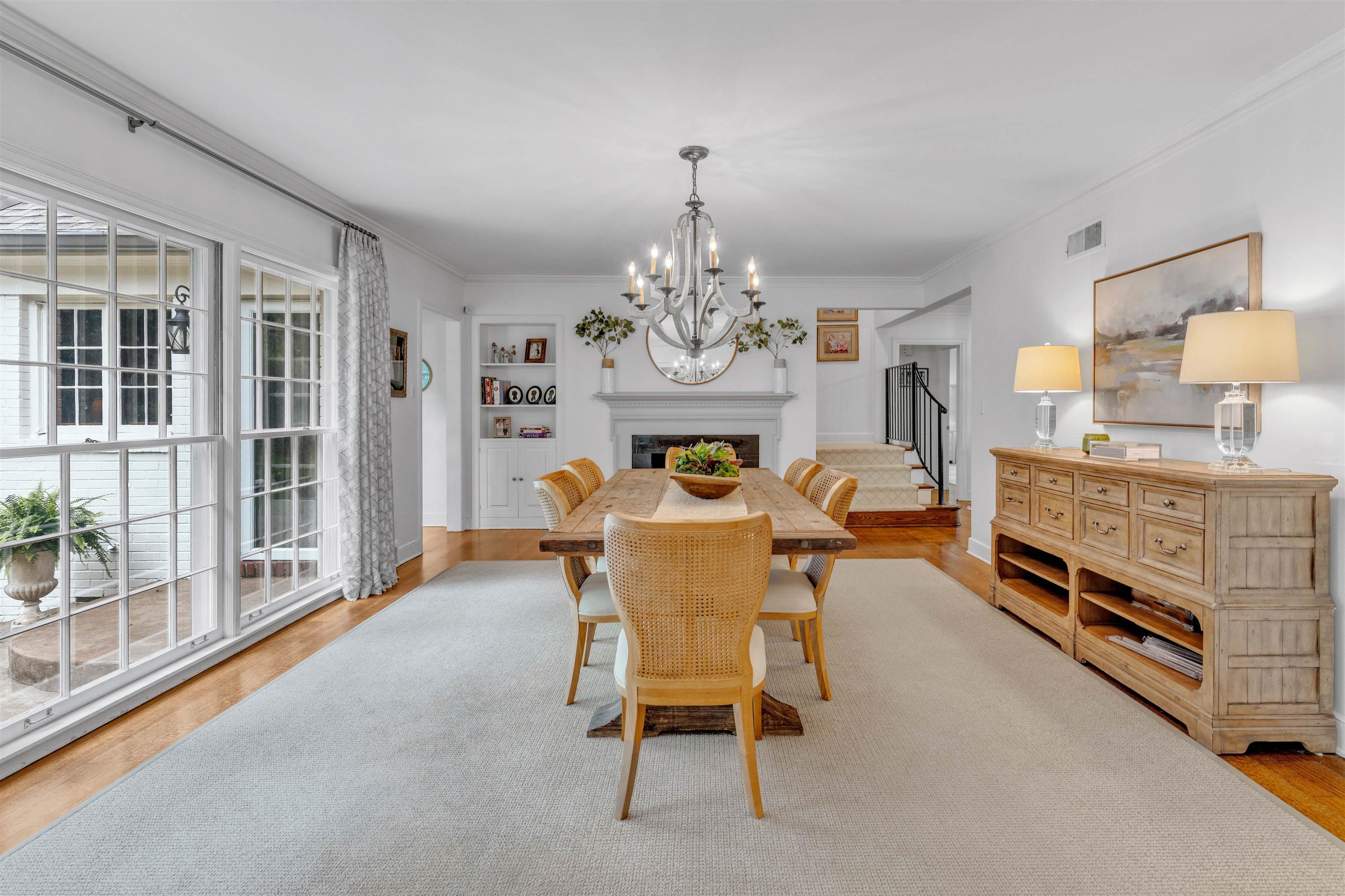 264 GARDENIA DR