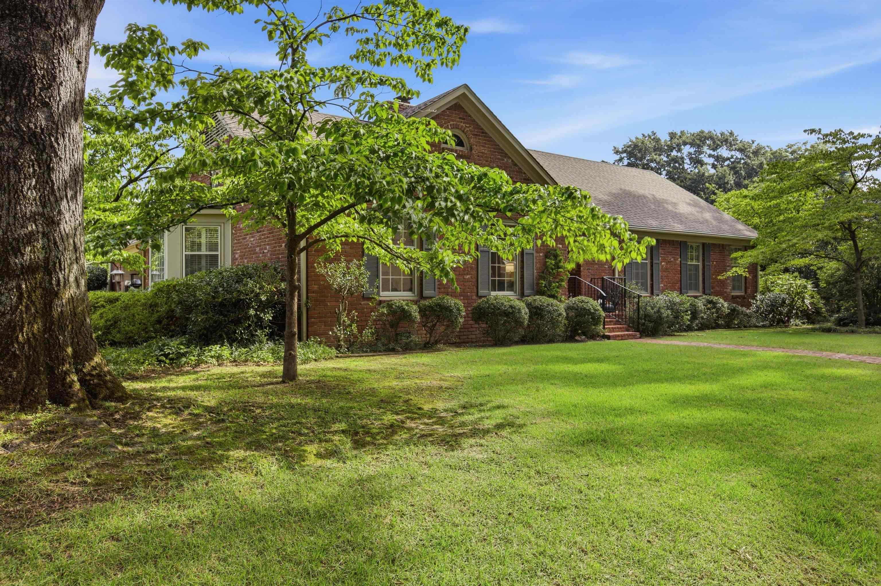 4166 LONG LEAF DR