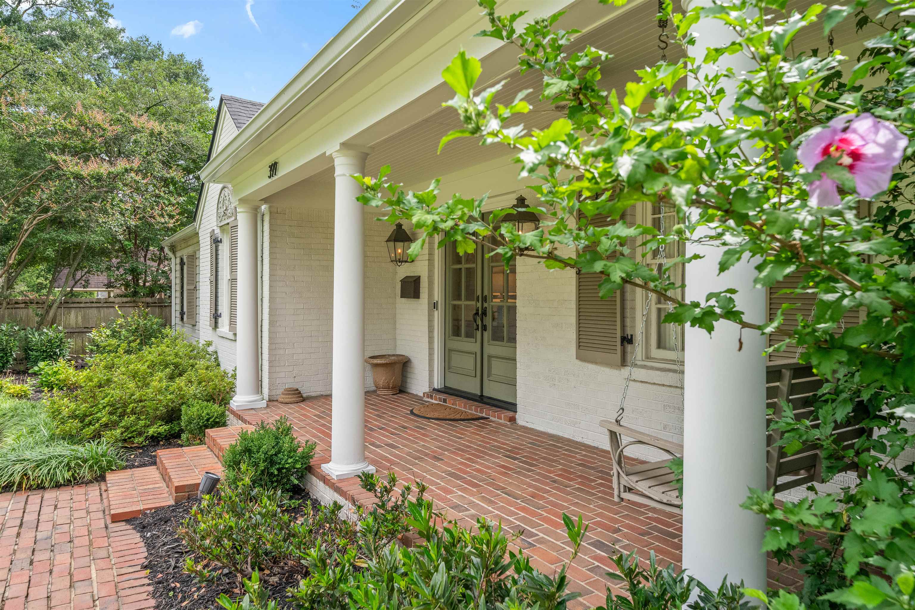 399 GREENFIELD RD