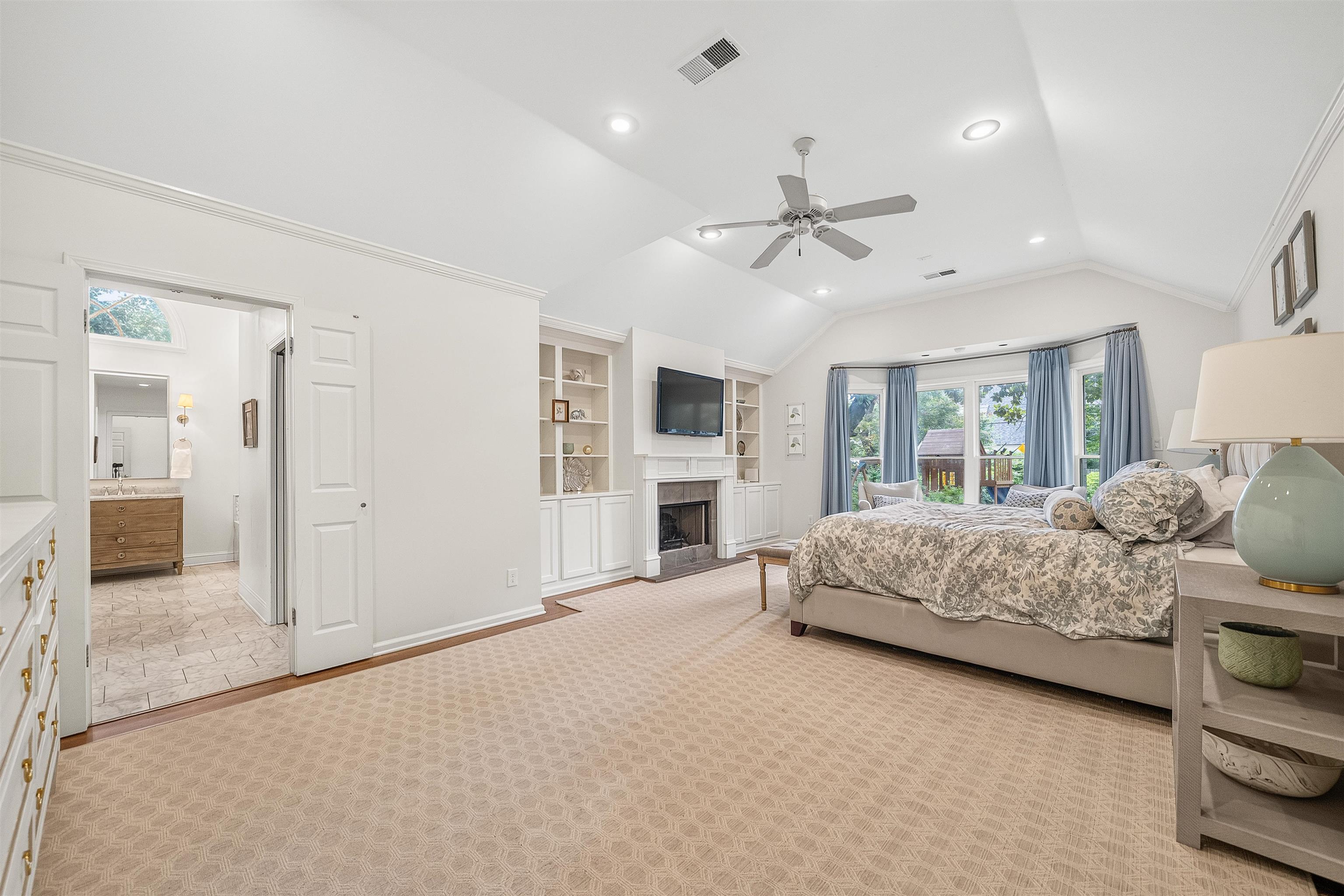 399 GREENFIELD RD