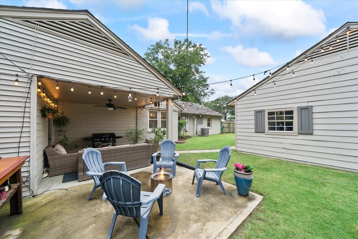 1406 VERA CRUZ ST