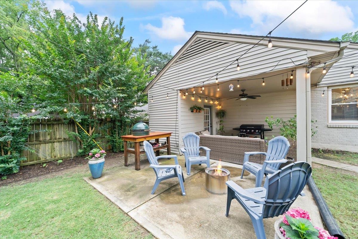 1406 VERA CRUZ ST