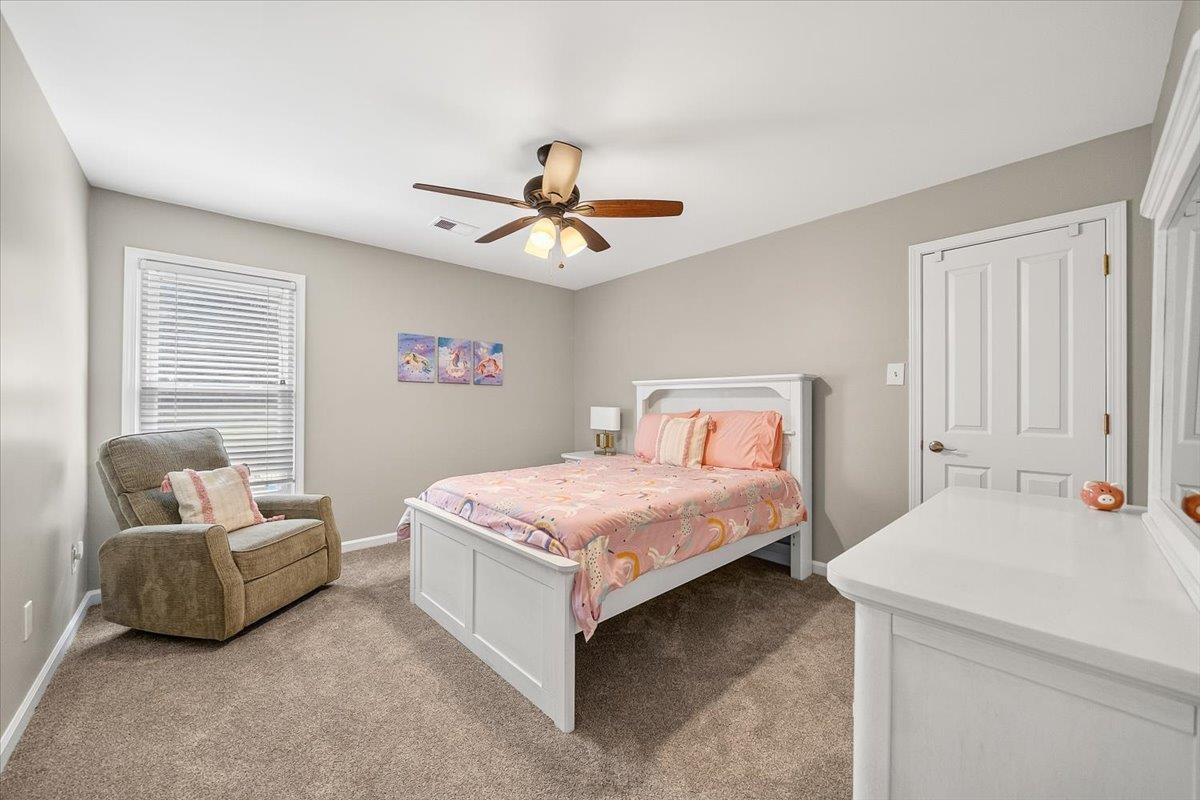 958 VIVIAN LEIGH LN