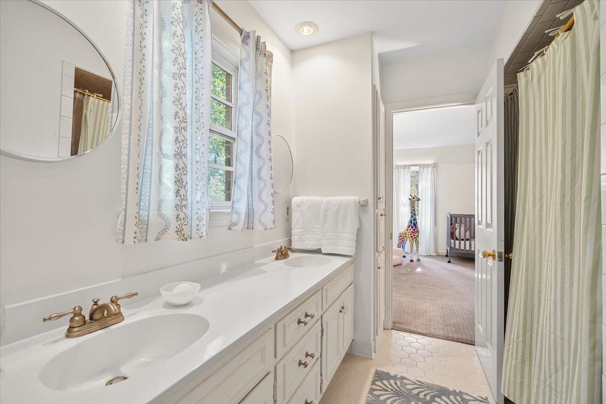 6487 MAY CREEK CV