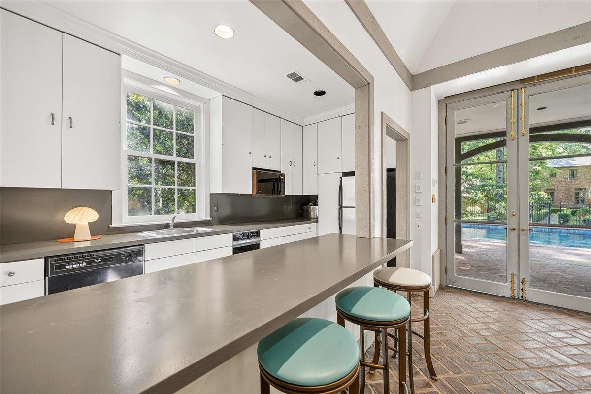 6487 MAY CREEK CV
