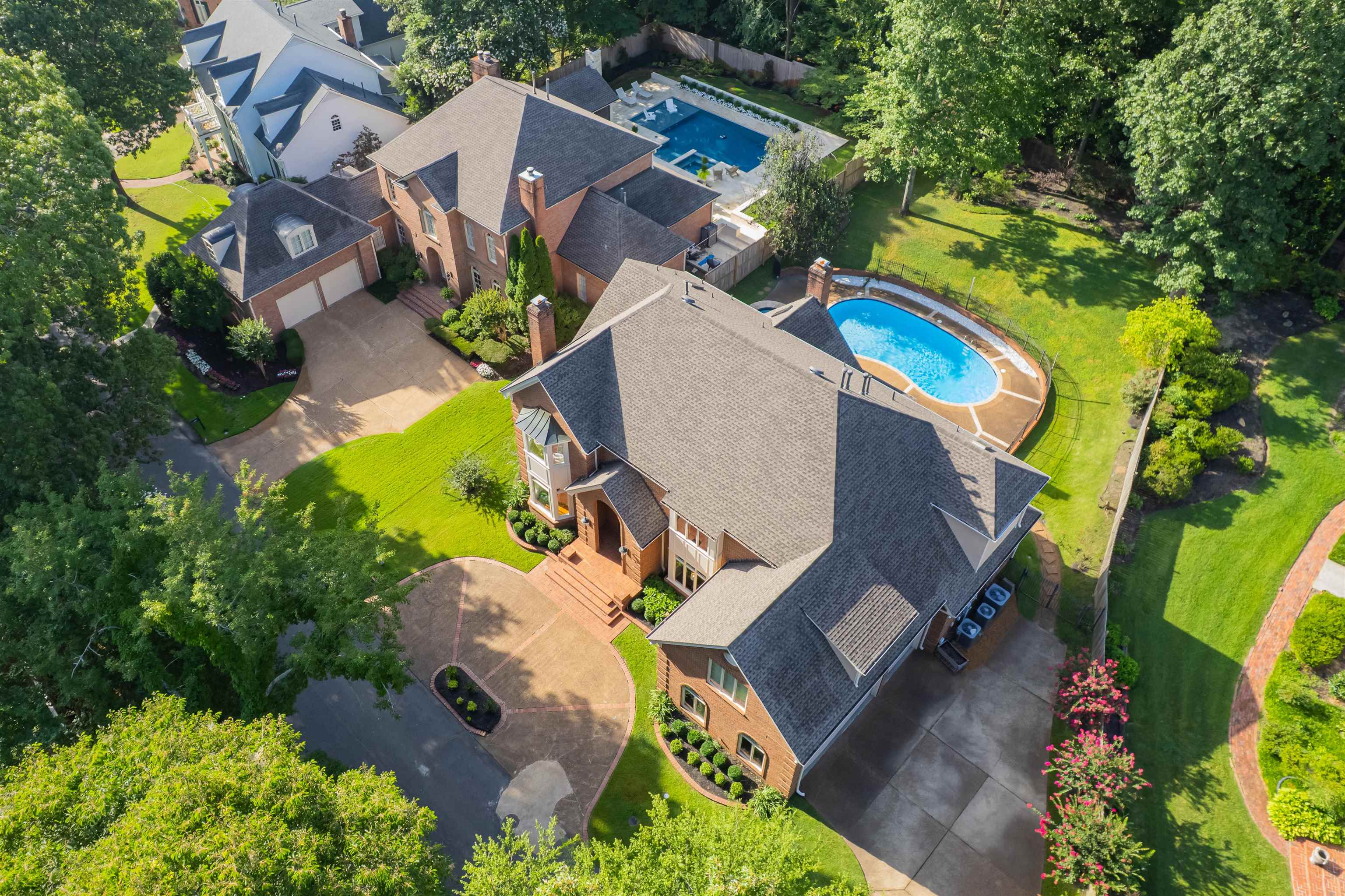 6571 OAK ESTATES DR