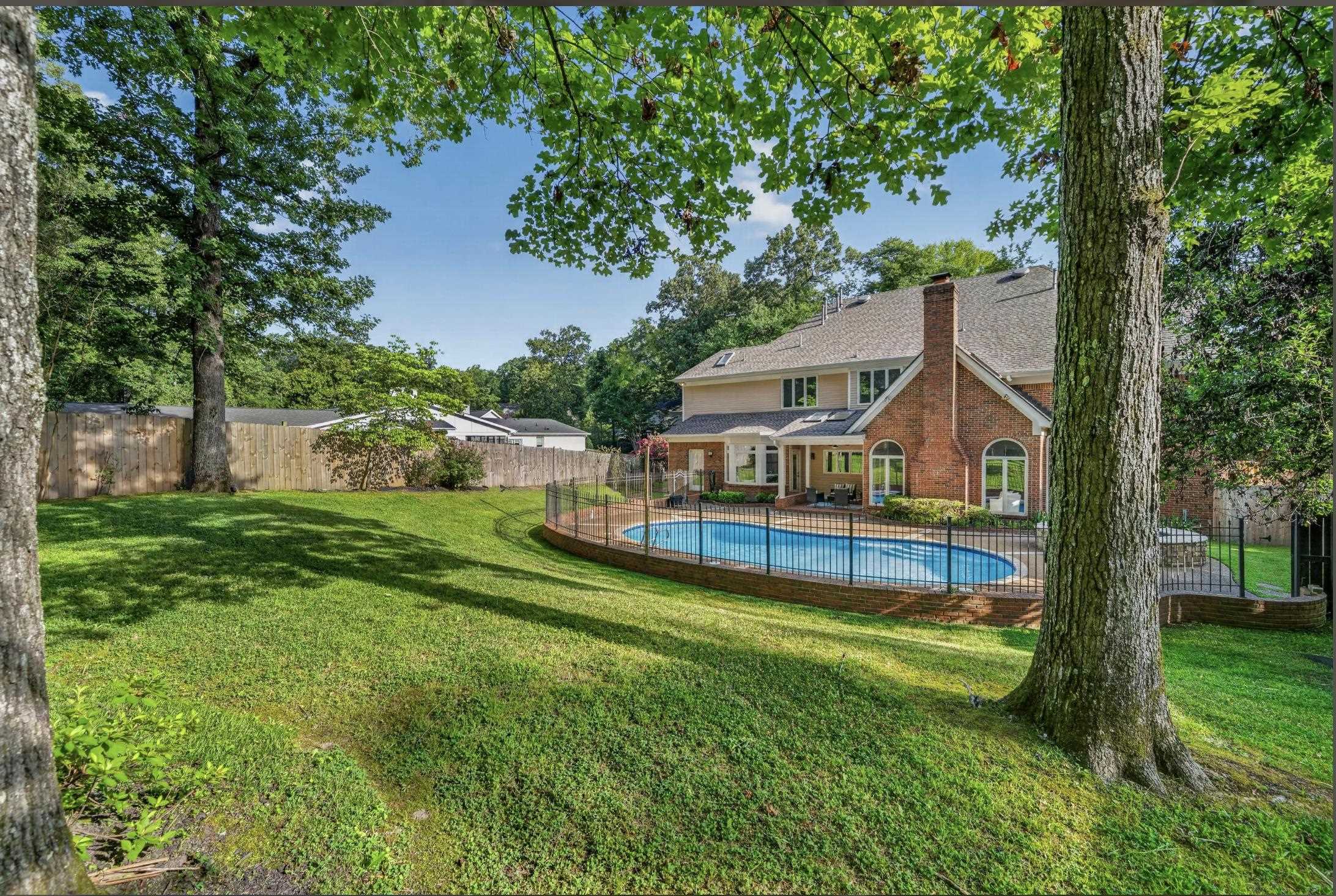6571 OAK ESTATES DR