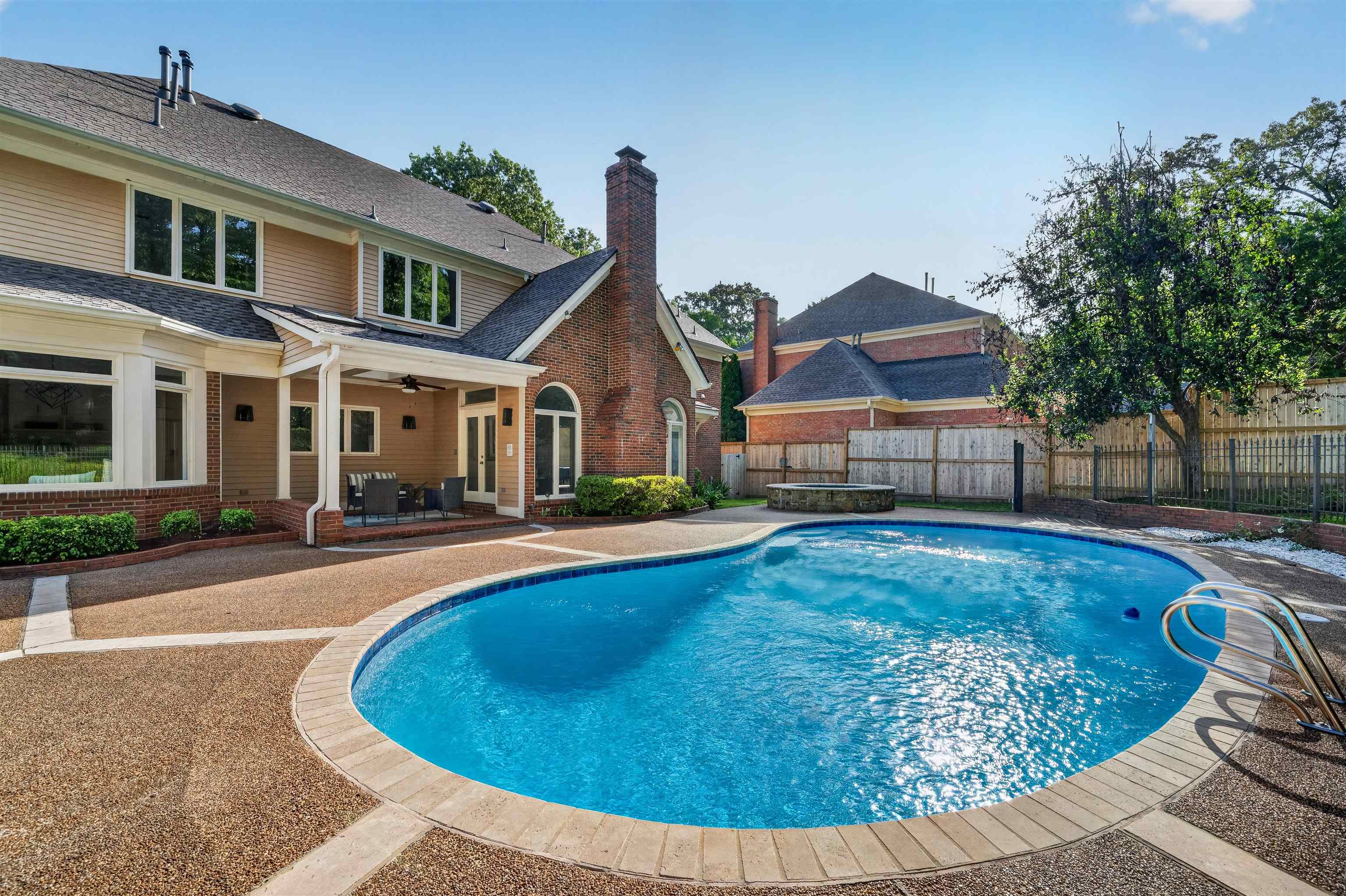 6571 OAK ESTATES DR