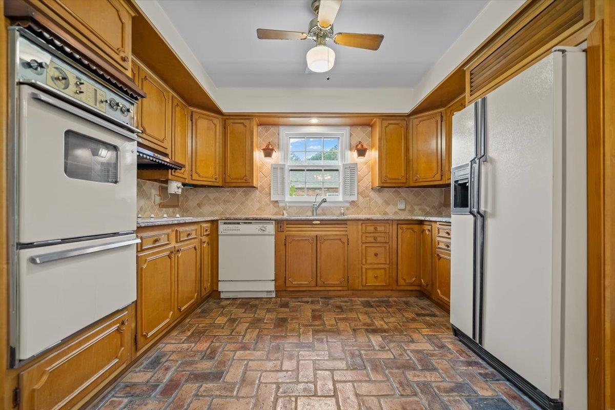 5450 WALNUT GROVE RD