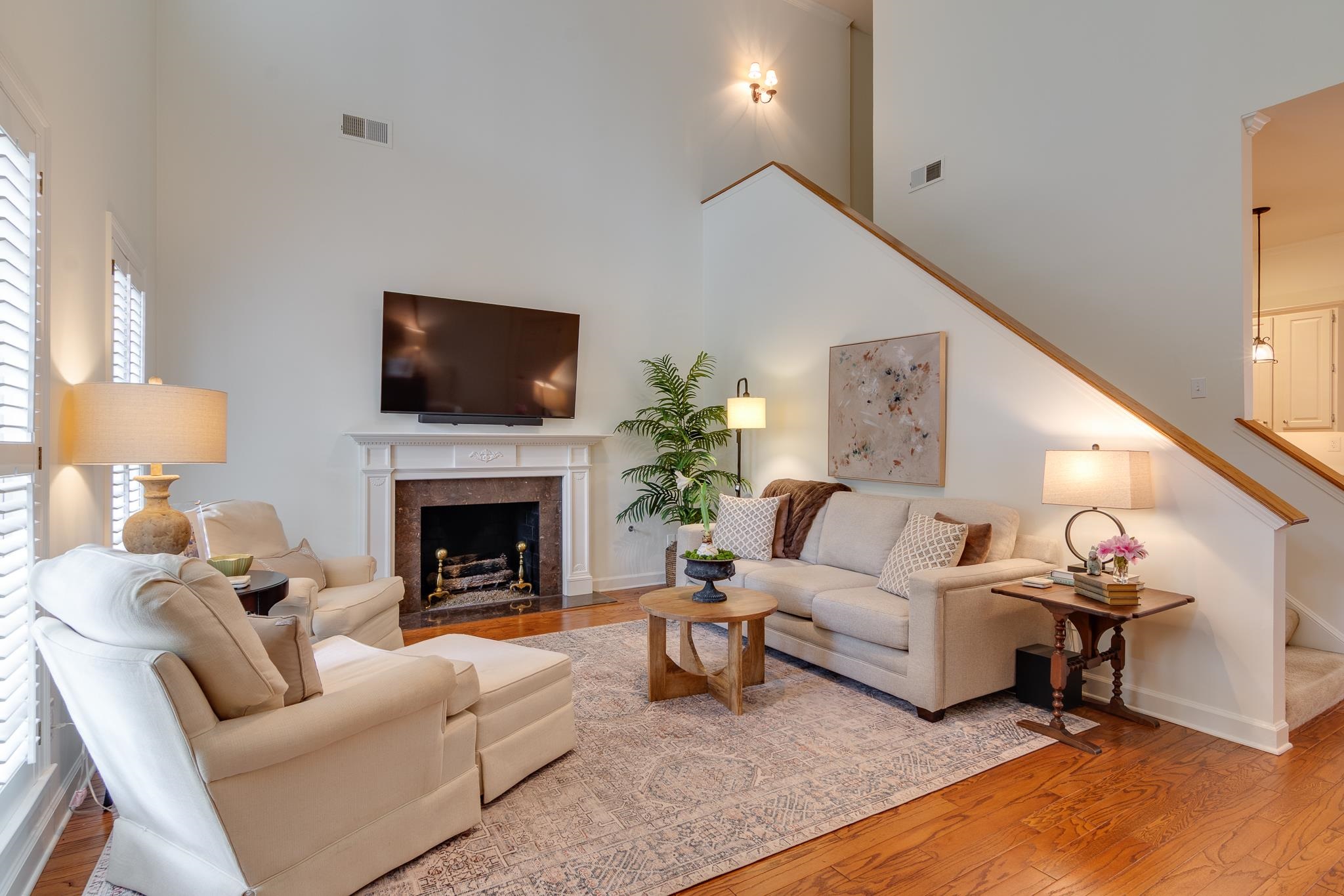 164 S REESE ST