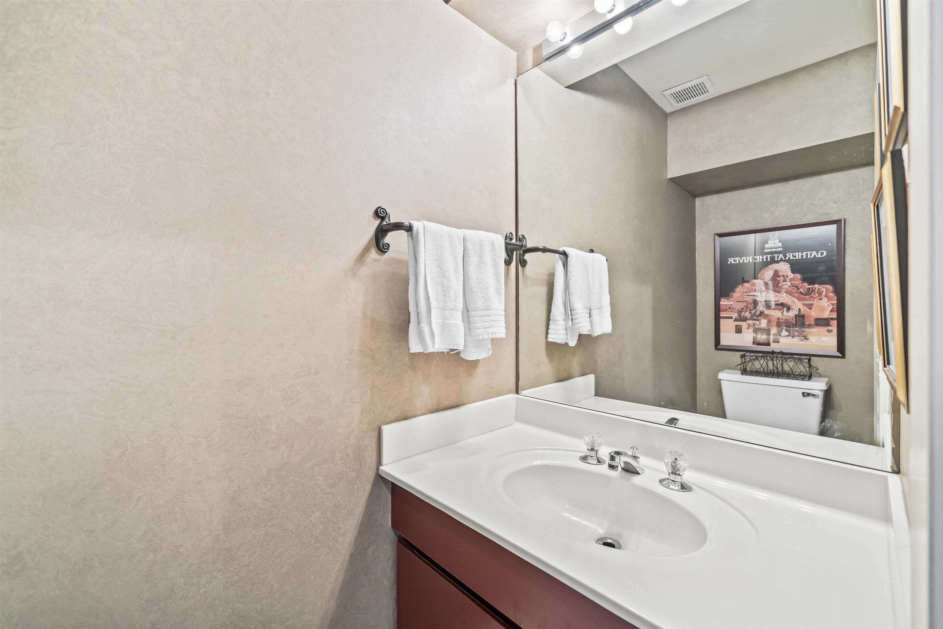 343 RIVERBLUFF PL Unit: 3