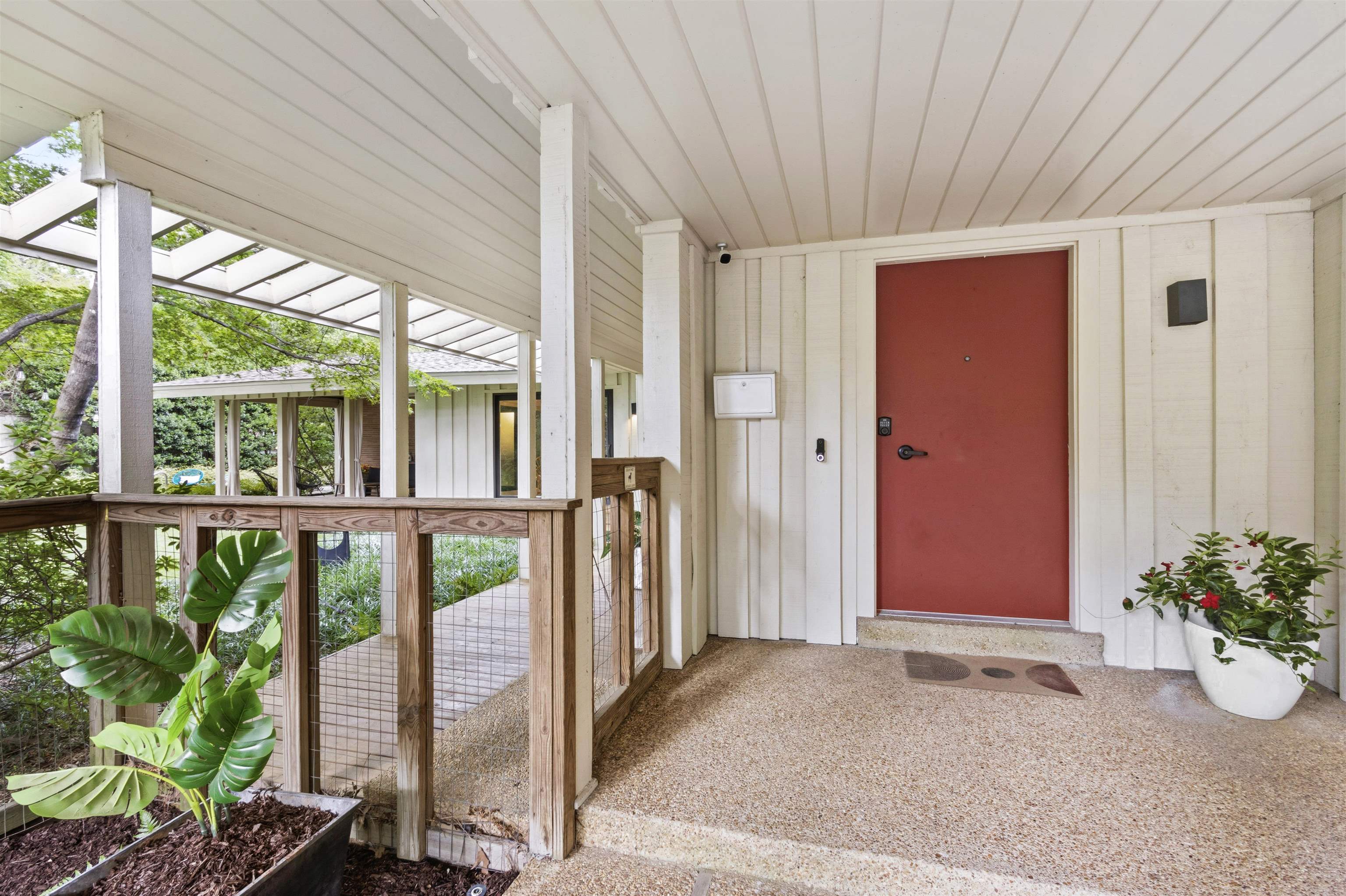 998 FAIR MEADOW RD