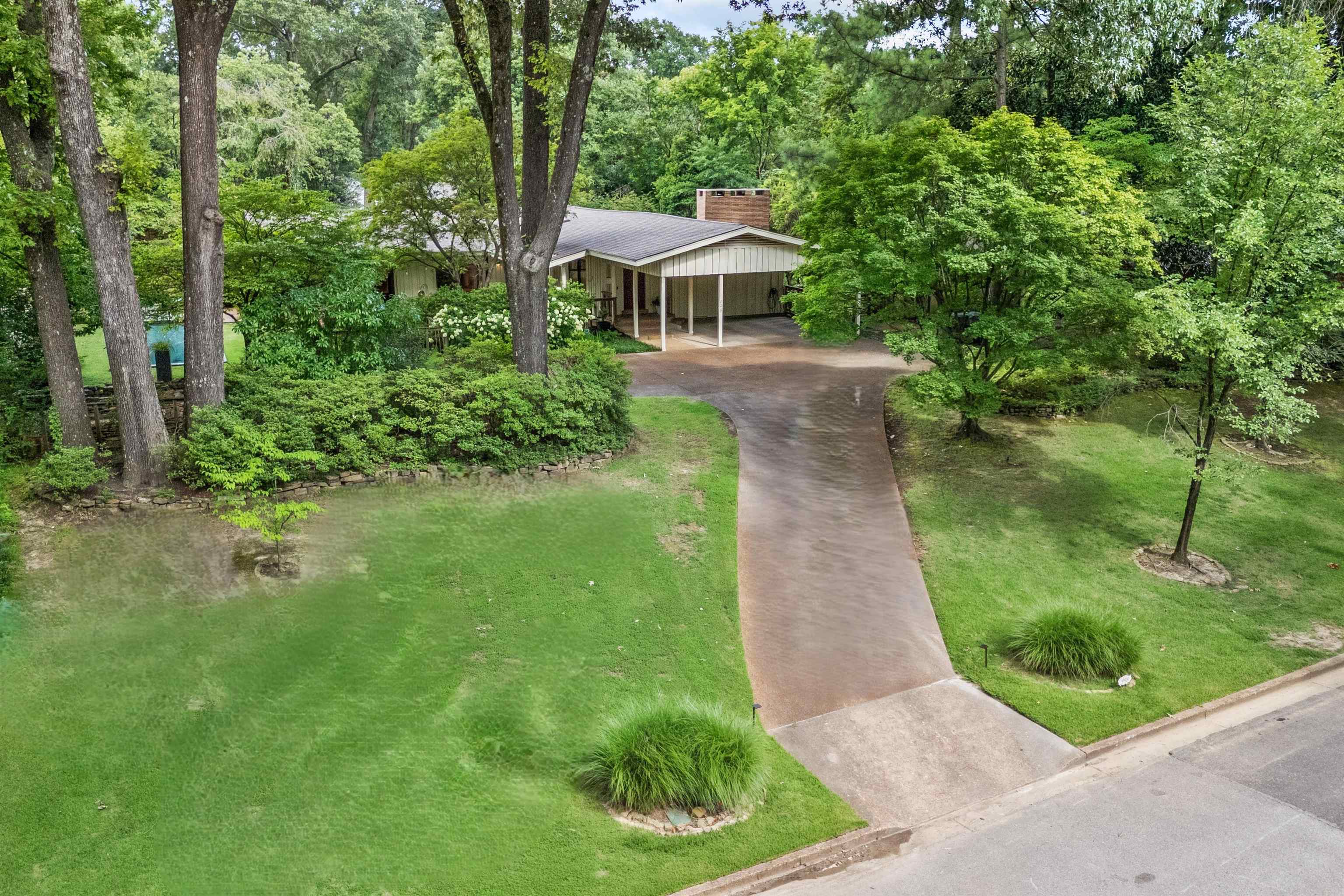 998 FAIR MEADOW RD