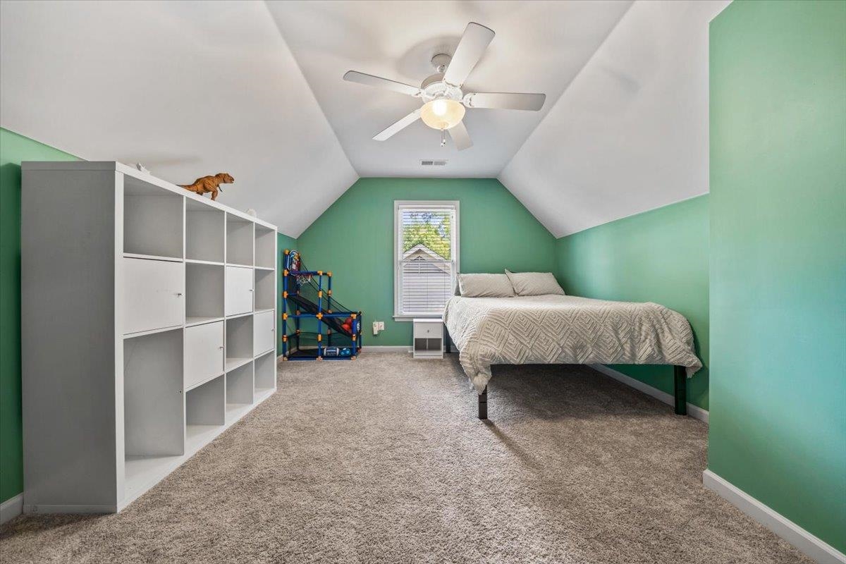 3835 S MONTCLAIR DR