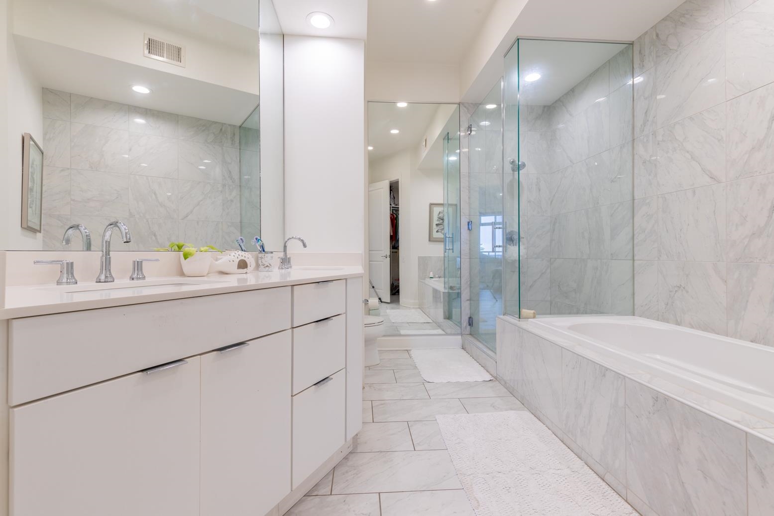 717 RIVERSIDE DR Unit: 1407