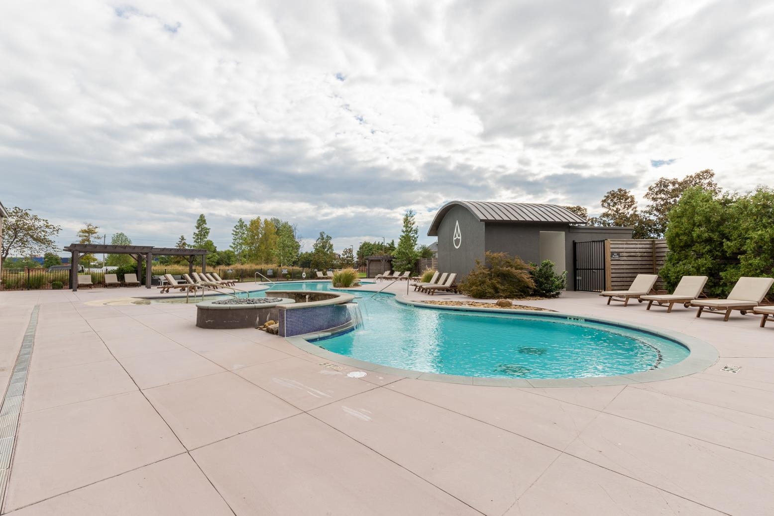 717 RIVERSIDE DR Unit: 1407