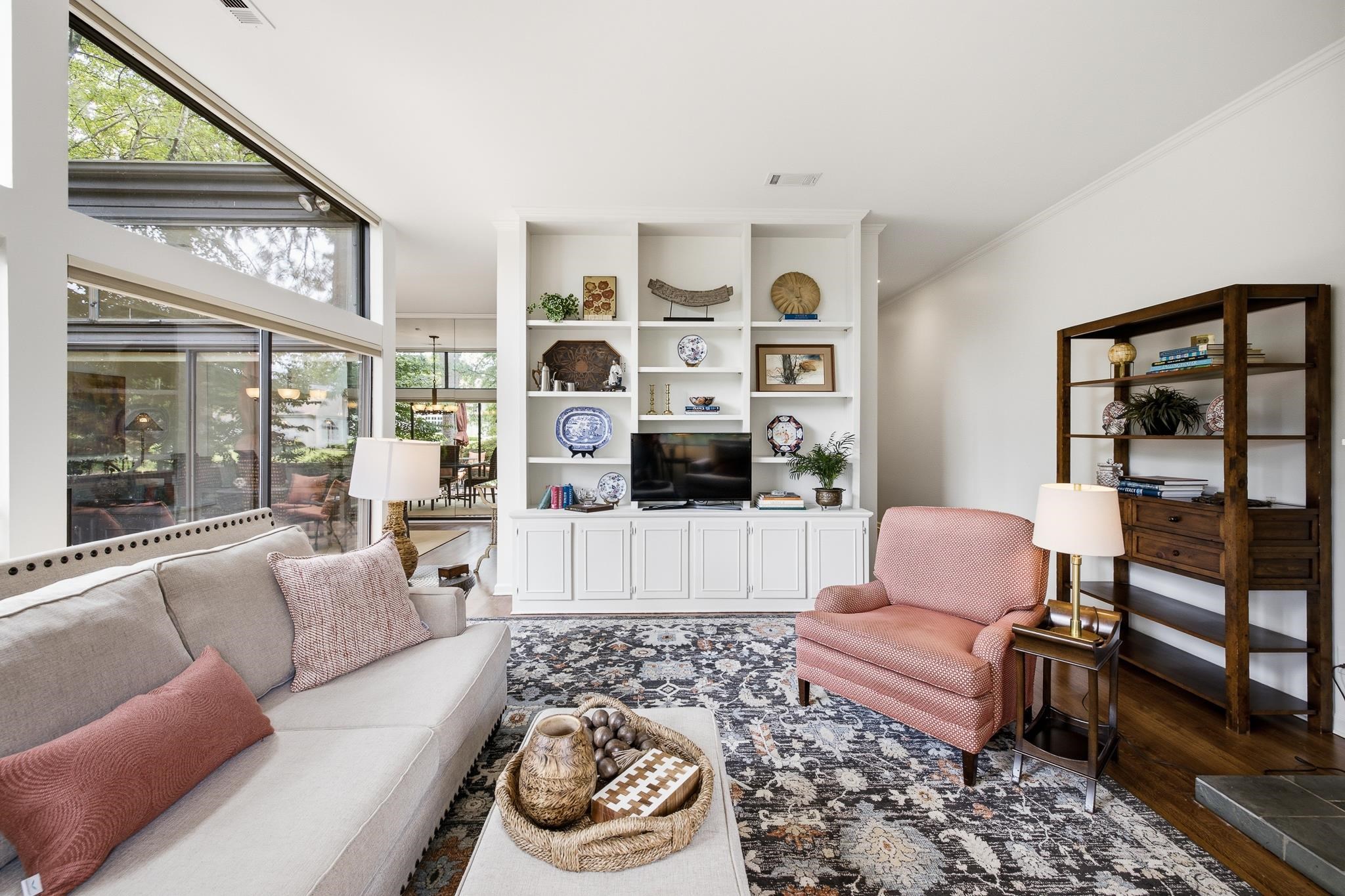 812 EVENTIDE DR Unit: 812