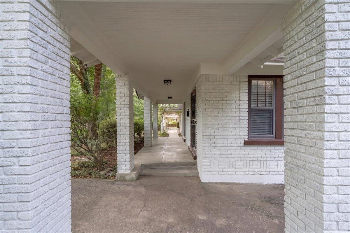 465 S REESE ST